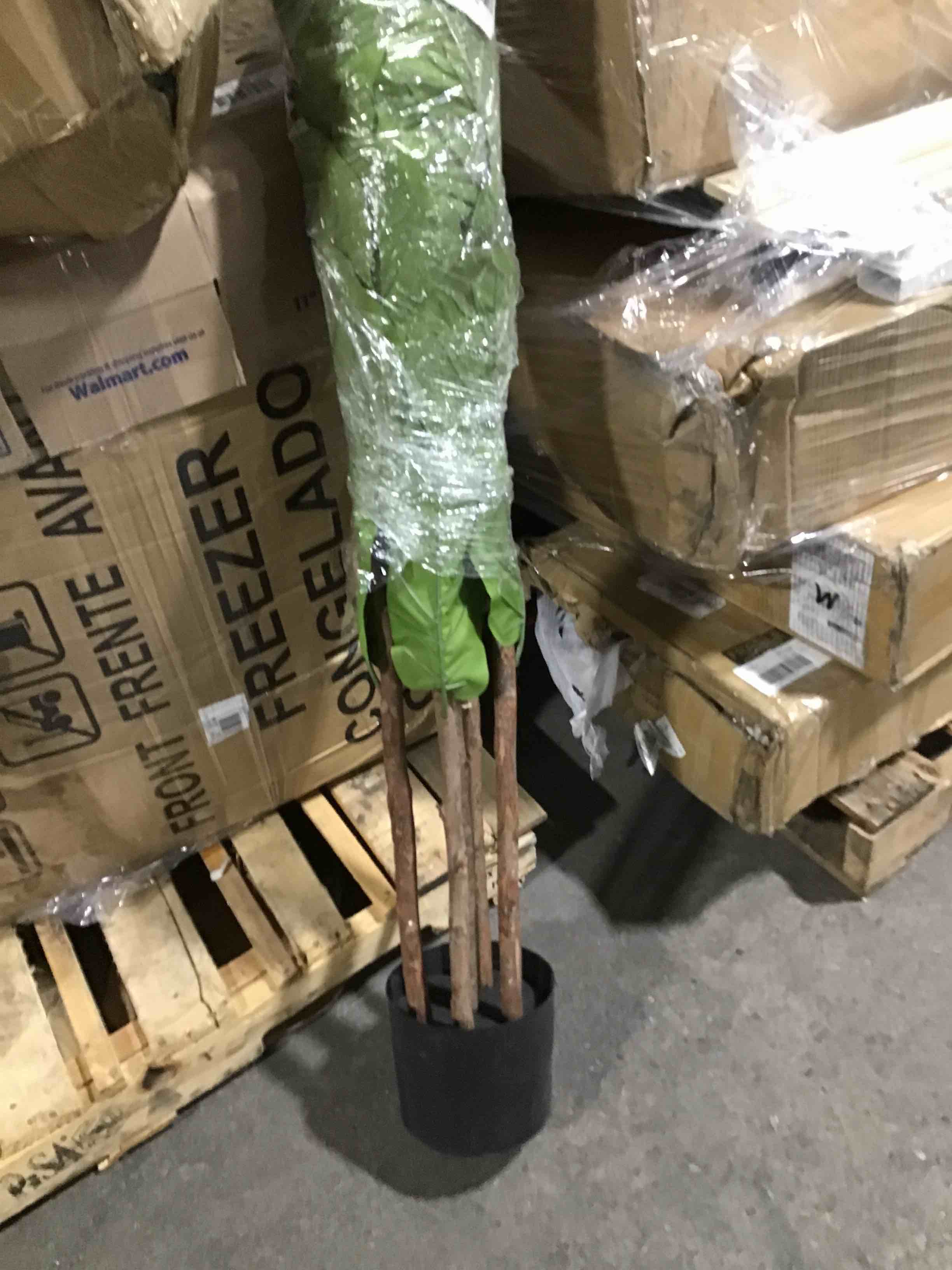 https://s3.amazonaws.com/lotting-images-prod/bidfta/YEL3493172_1664214147537.jpeg