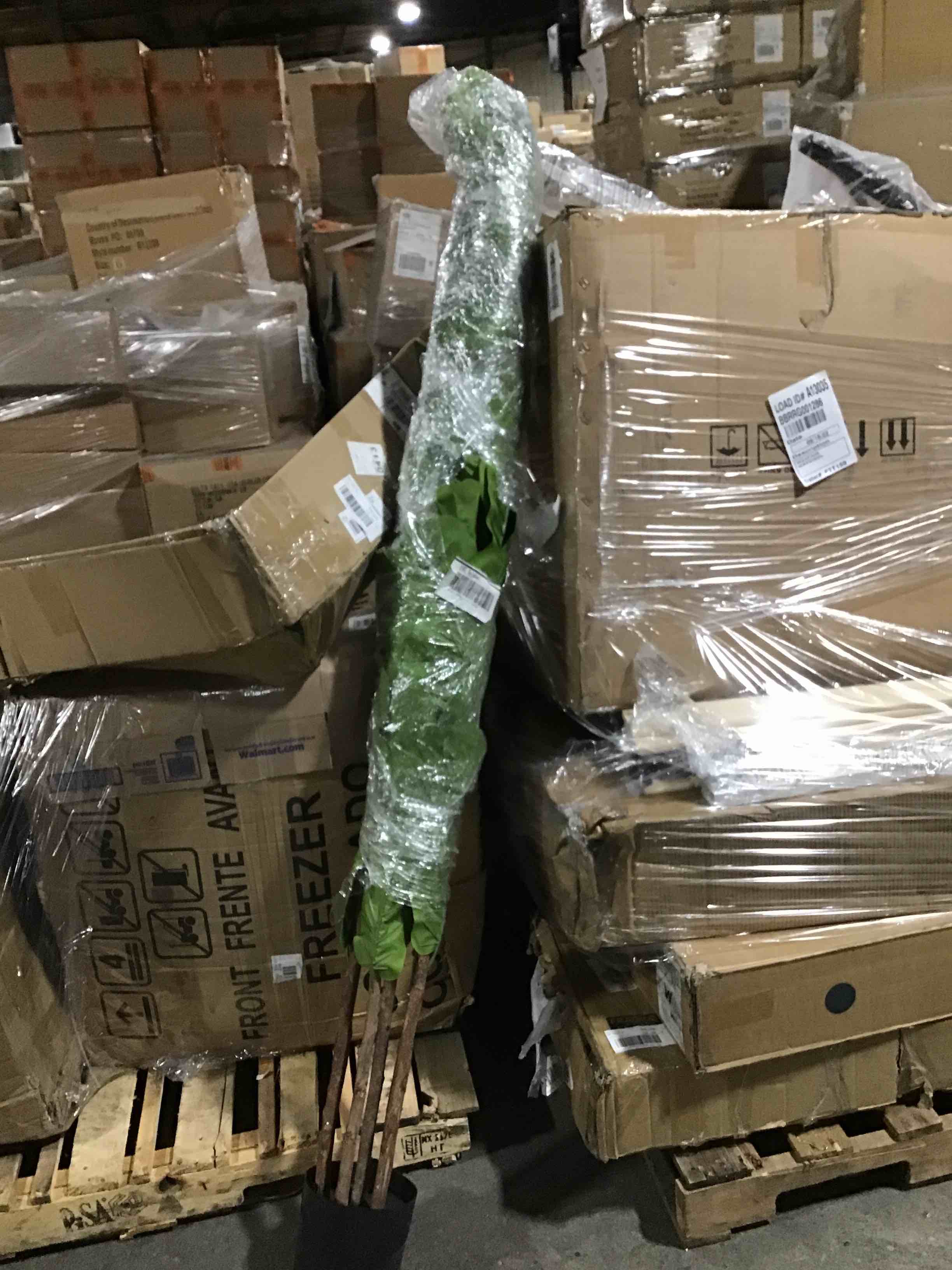 https://s3.amazonaws.com/lotting-images-prod/bidfta/YEL3493172_1664214159194.jpeg