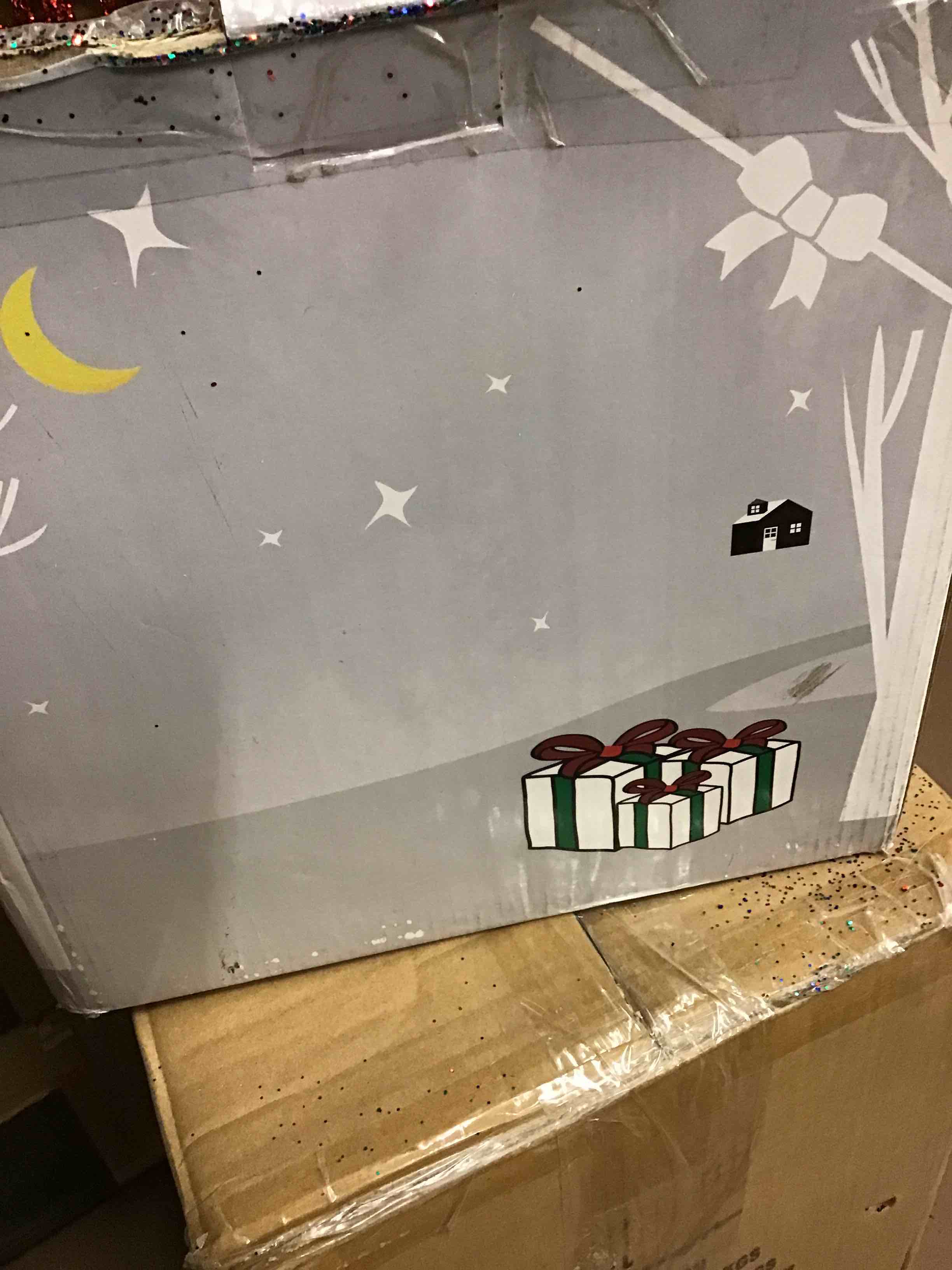 https://s3.amazonaws.com/lotting-images-prod/bidfta/YEL3503202_1690571755478.jpeg