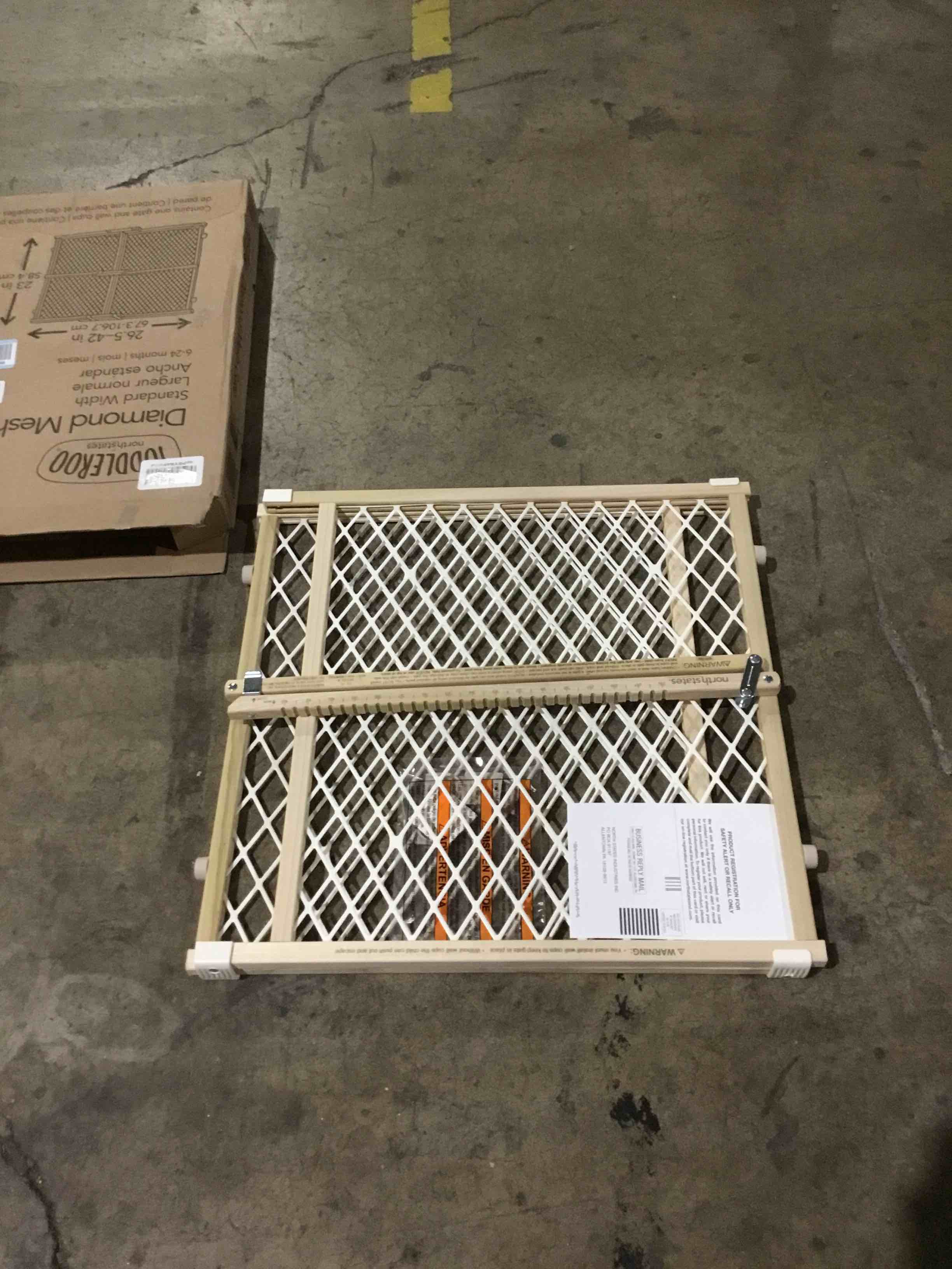 https://s3.amazonaws.com/lotting-images-prod/bidfta/YEL3531464_1760552075848.jpeg