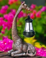 Giraffe Solar Statue