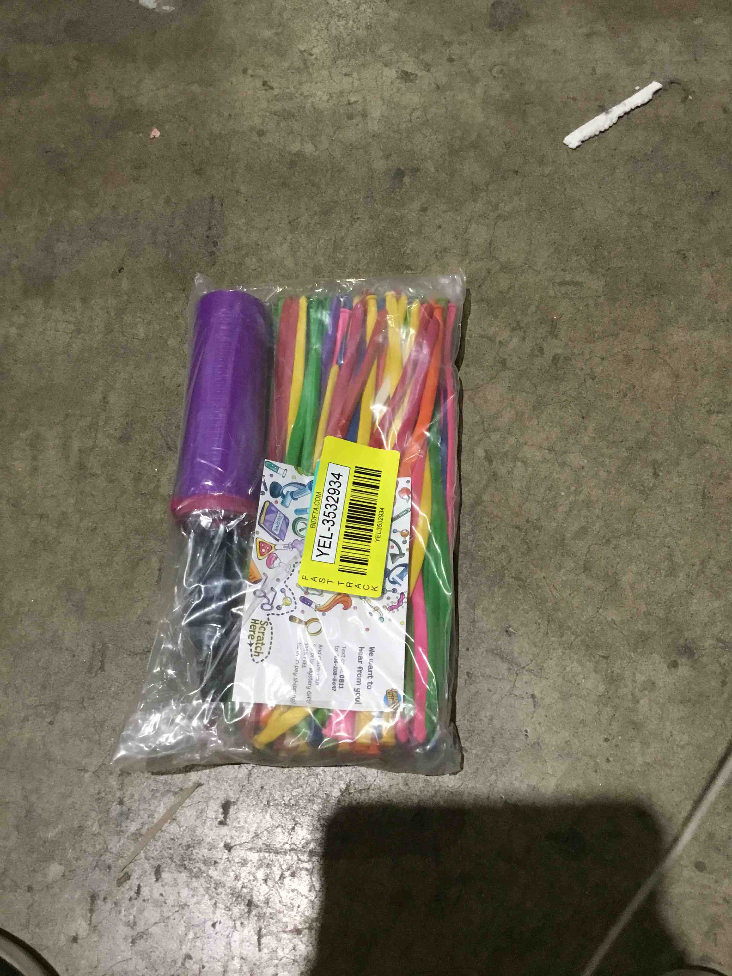 Condition photo showing Good Condition for learn & climb diy balloon animal kit for beginners. fun twisting & modeling activity for party. makes 30+ sculptures, pump and manual included. gift for, teens boys and girls. 120 pieces.
