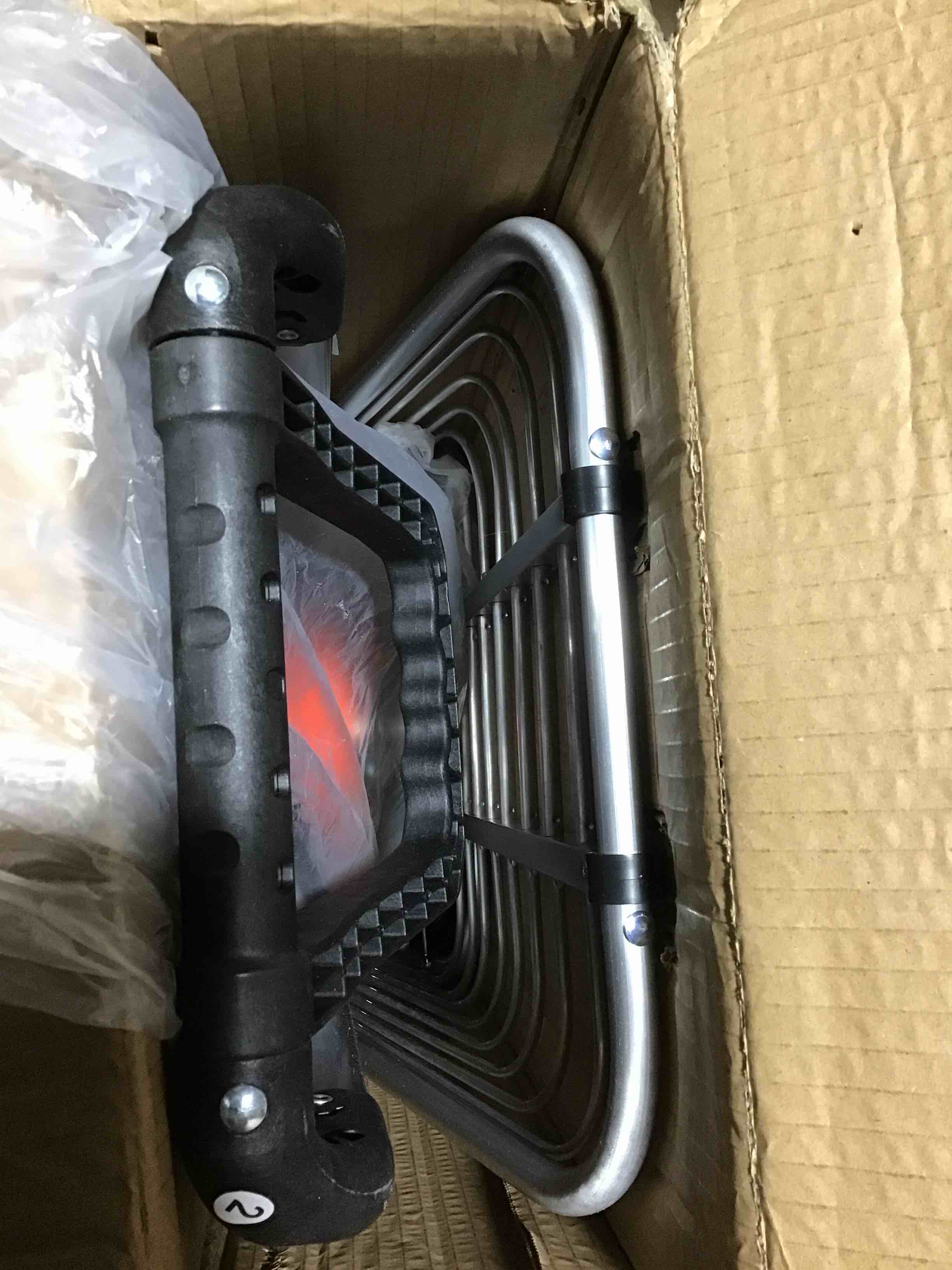 https://s3.amazonaws.com/lotting-images-prod/bidfta/YEL3576951_1665662749618.jpeg