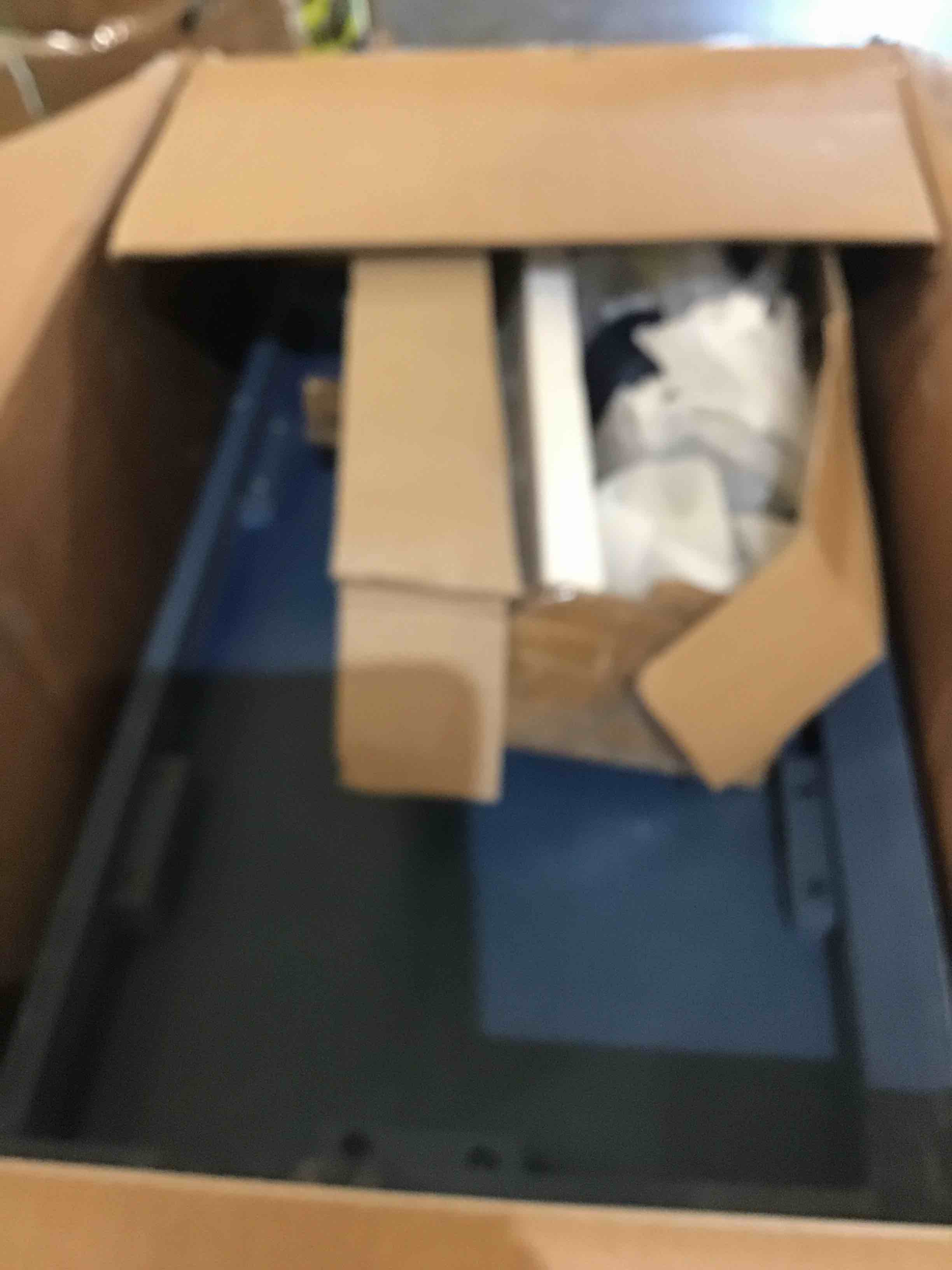 https://s3.amazonaws.com/lotting-images-prod/bidfta/YEL3616686_1685630742170.jpeg