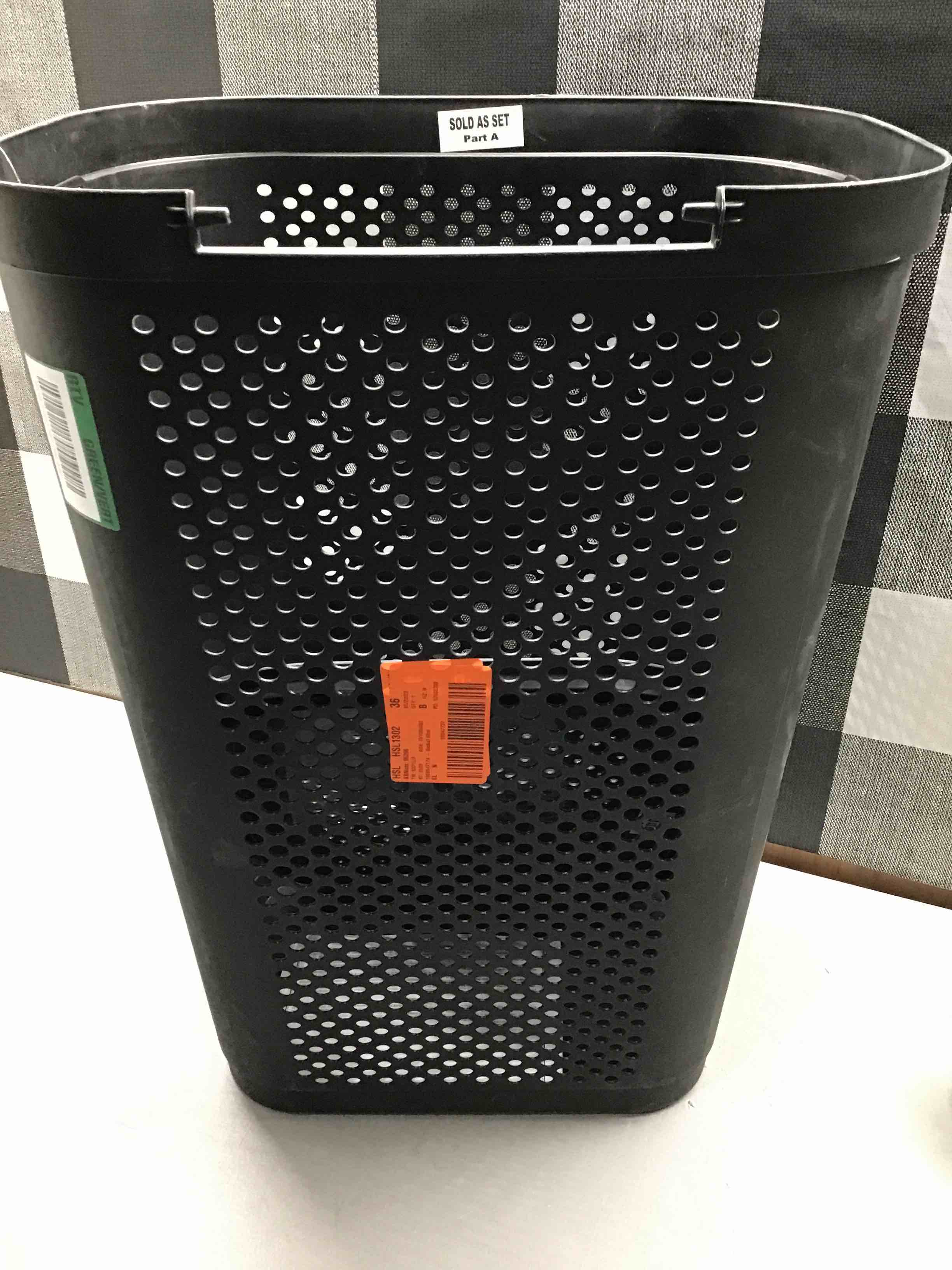 https://s3.amazonaws.com/lotting-images-prod/bidfta/YEL3616736_1685708674390.jpeg