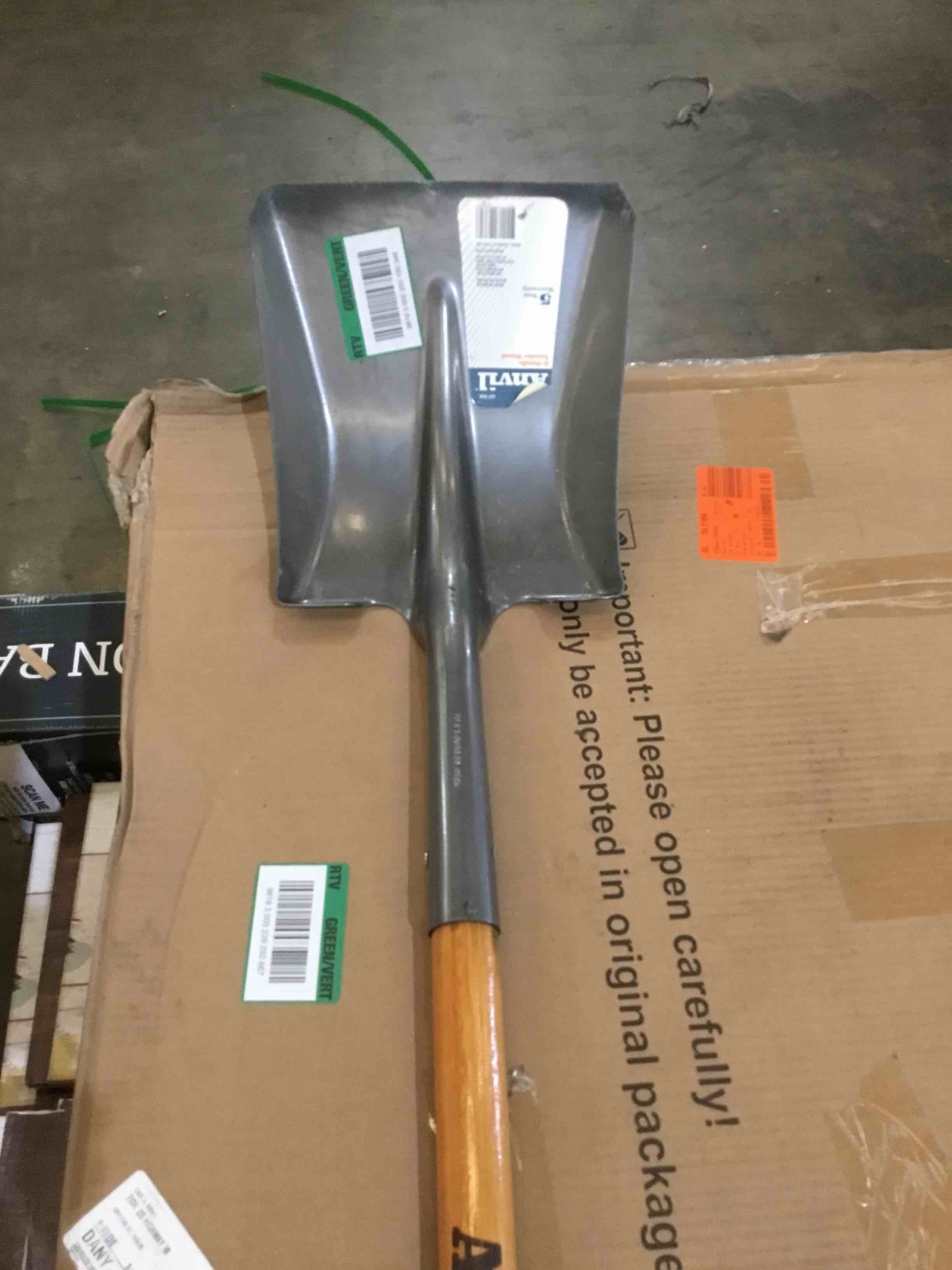 https://s3.amazonaws.com/lotting-images-prod/bidfta/YEL3617003_1691602747063.jpeg
