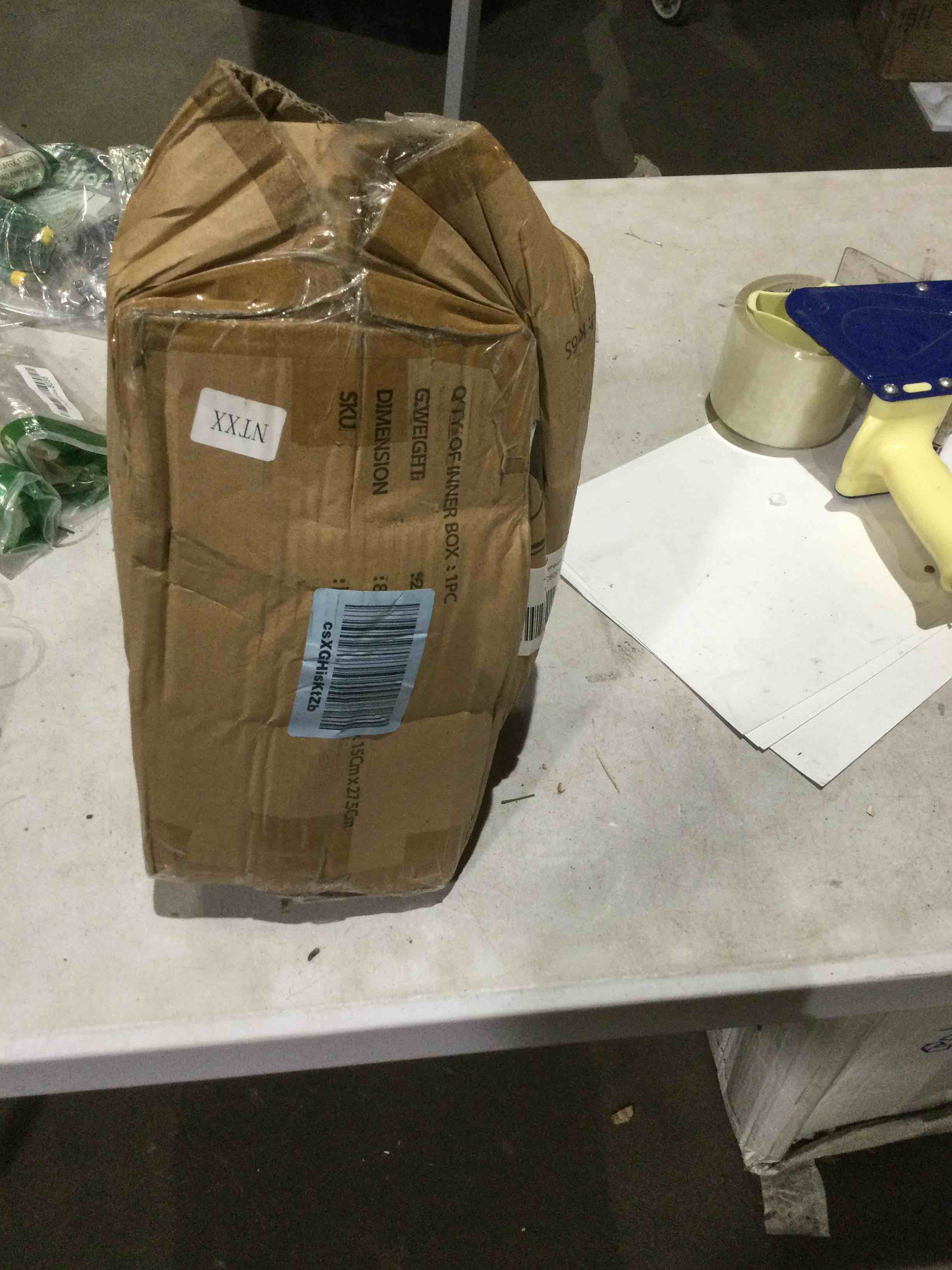 https://s3.amazonaws.com/lotting-images-prod/bidfta/YEL3669332_1679584924641.jpeg