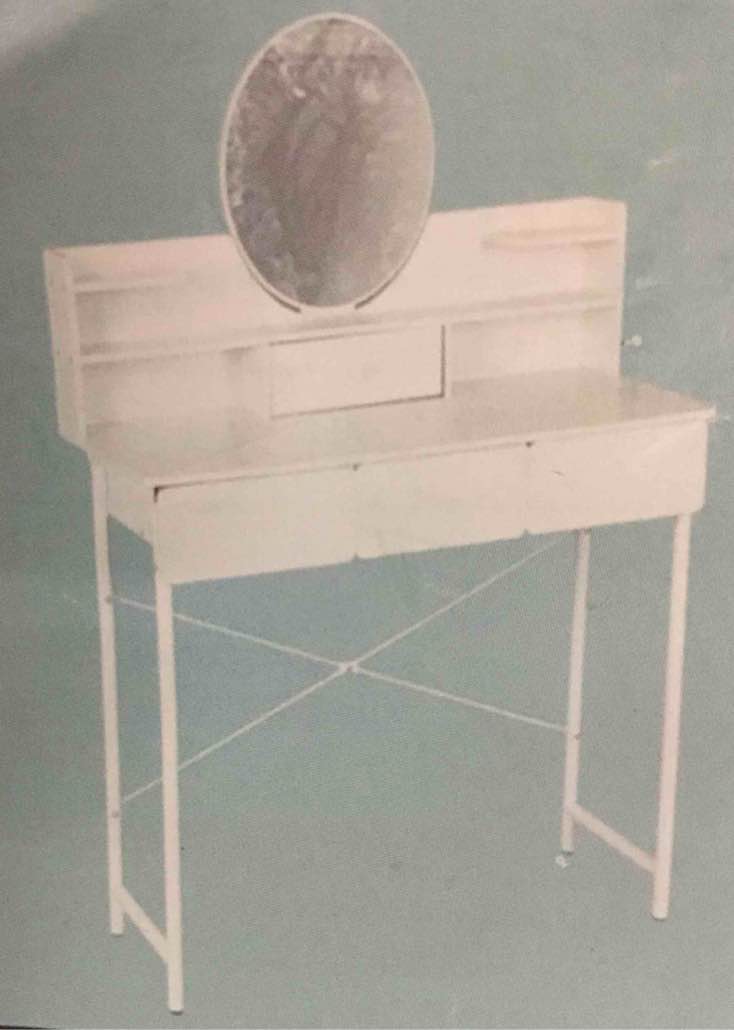SMALL DESK - WHITE