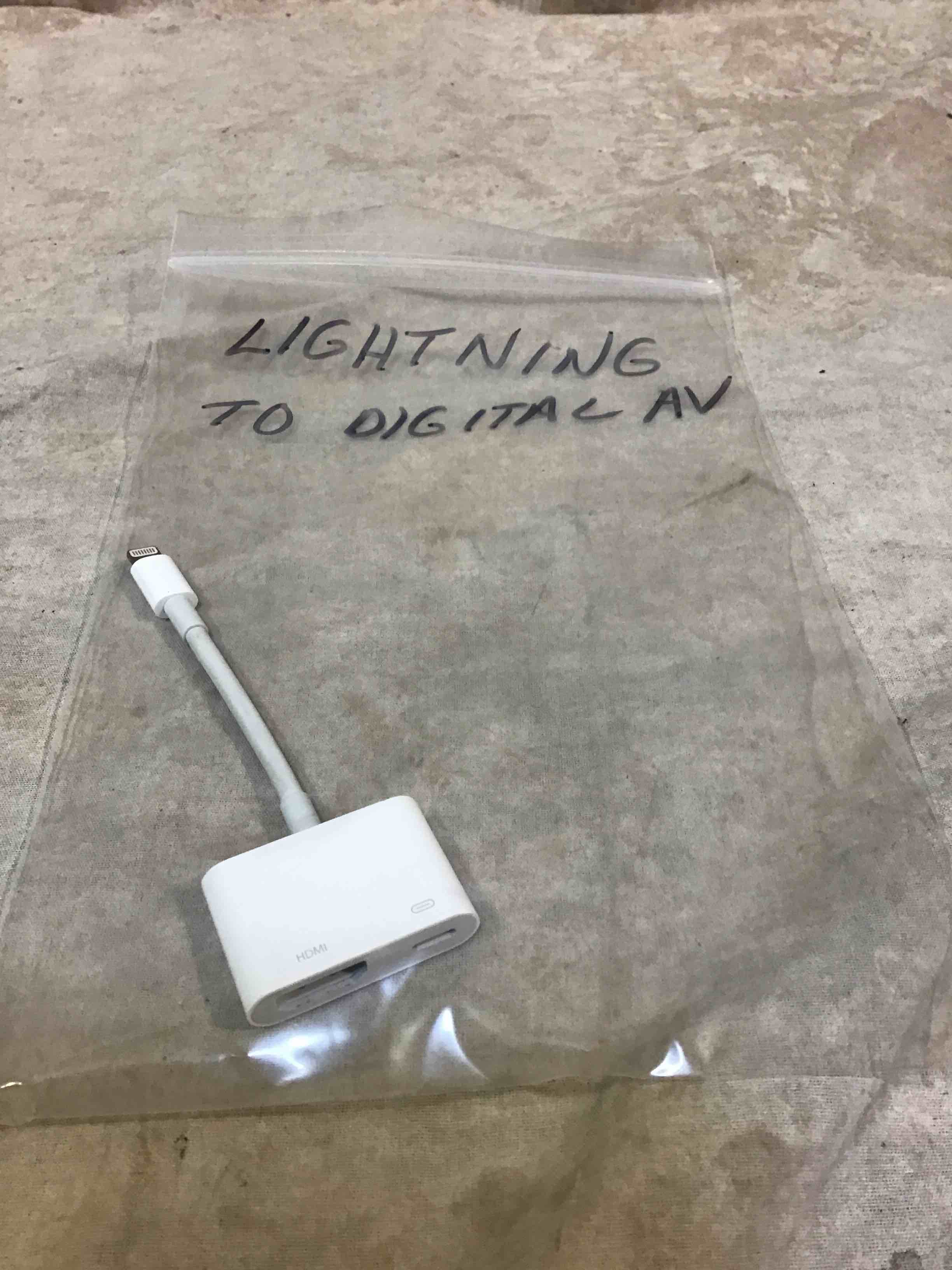 Lightning To Digital AV Adapter