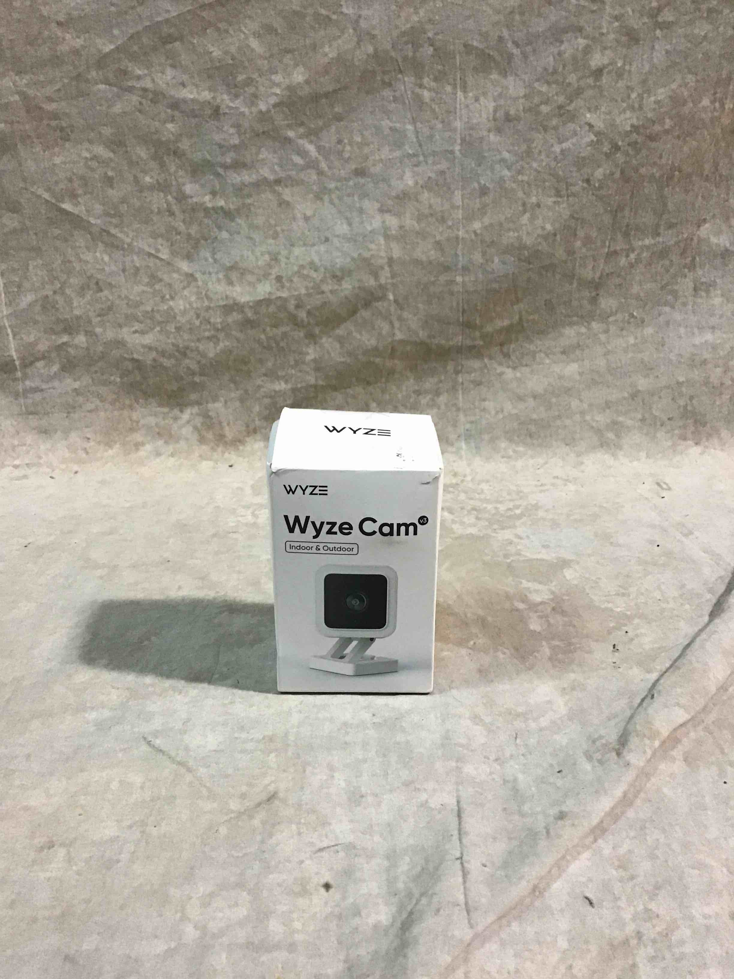 https://s3.amazonaws.com/lotting-images-prod/bidfta/YEL3718849_1704911777747.jpeg