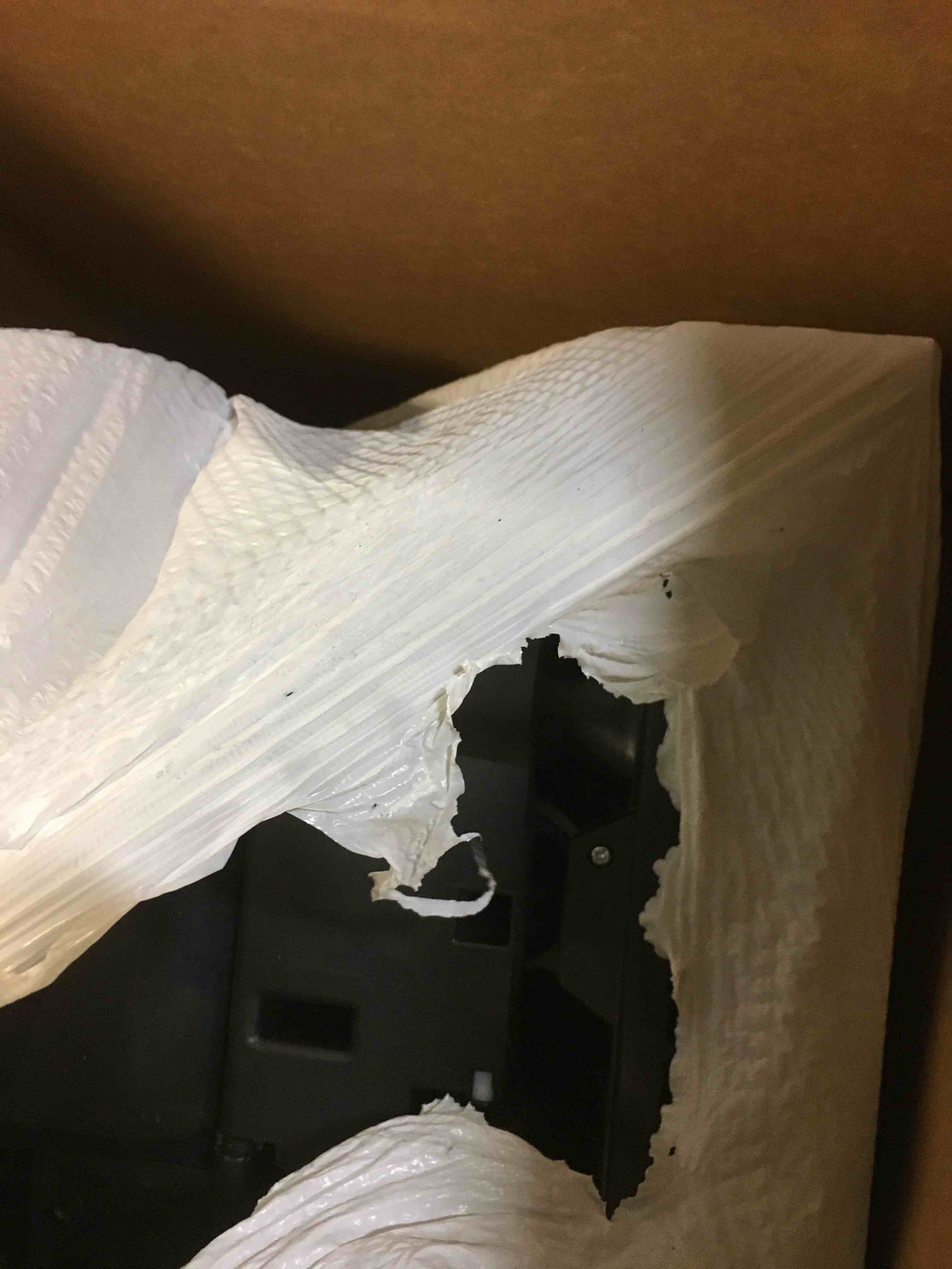 https://s3.amazonaws.com/lotting-images-prod/bidfta/YEL3735734_1667399065978.jpeg