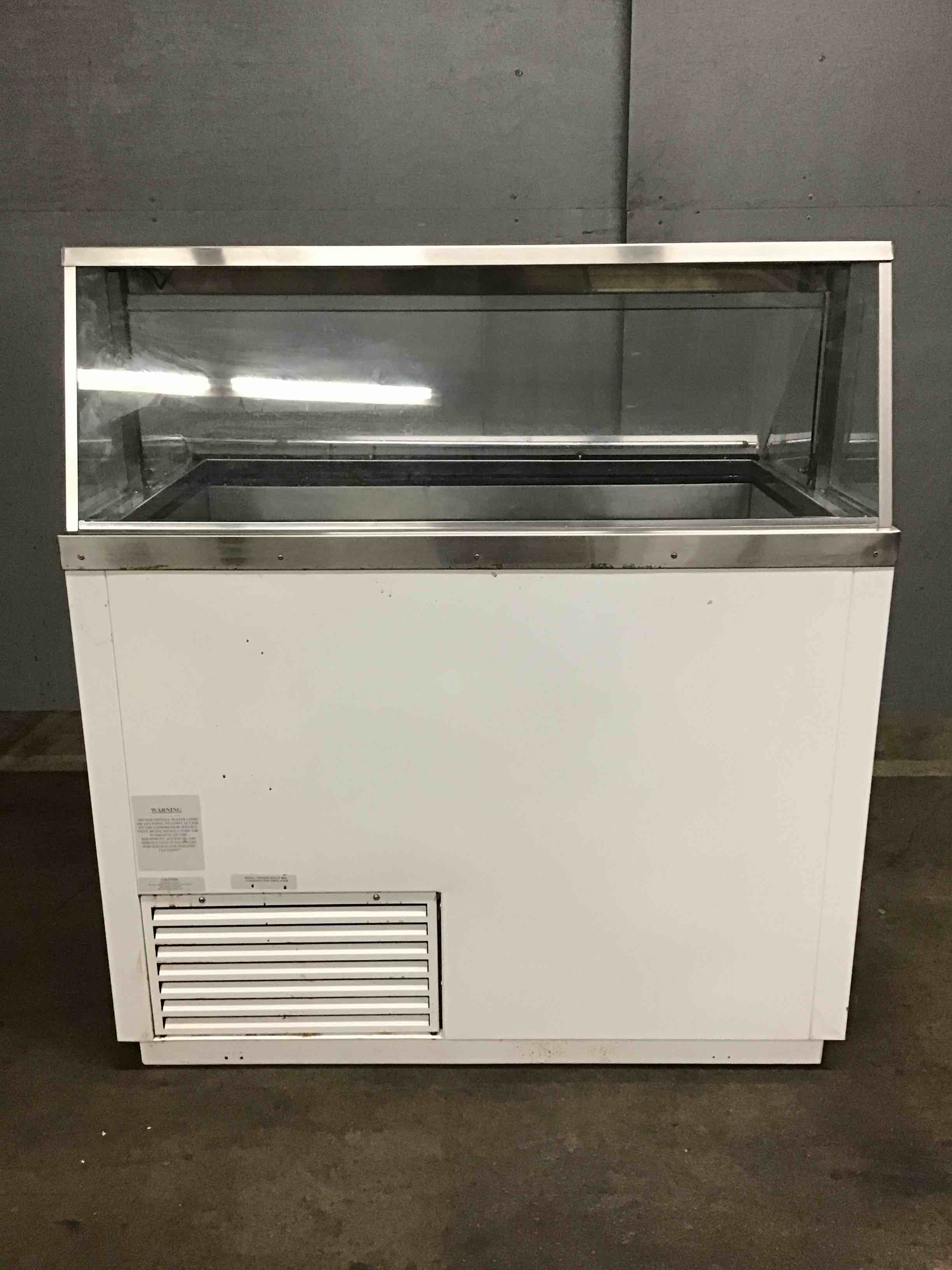47 INCH ICE CREAM/ FROZEN DESSERT FREEZER 