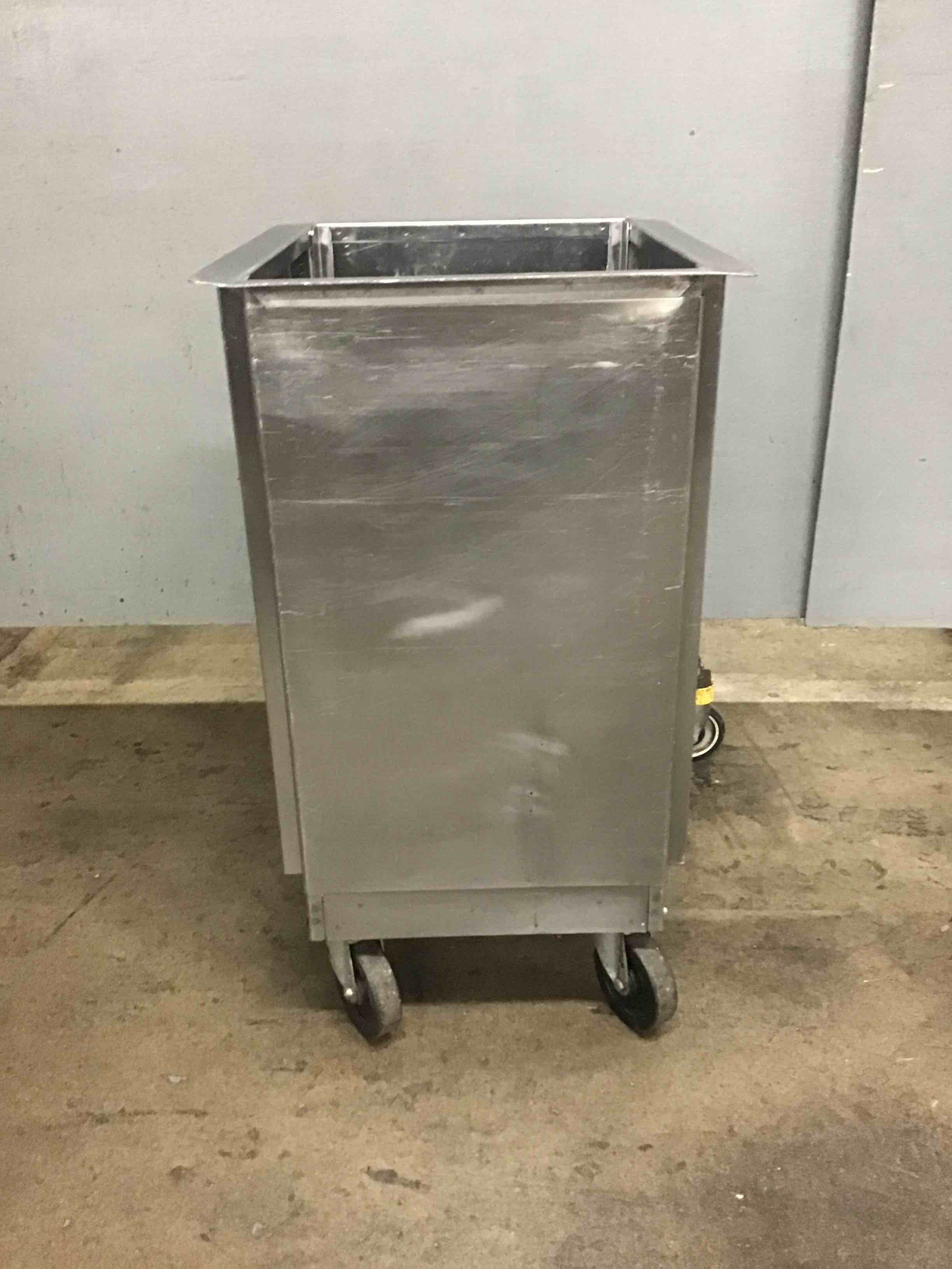 DINEX STAINLESS STEEL MOBILE TRAY DISPENSER 