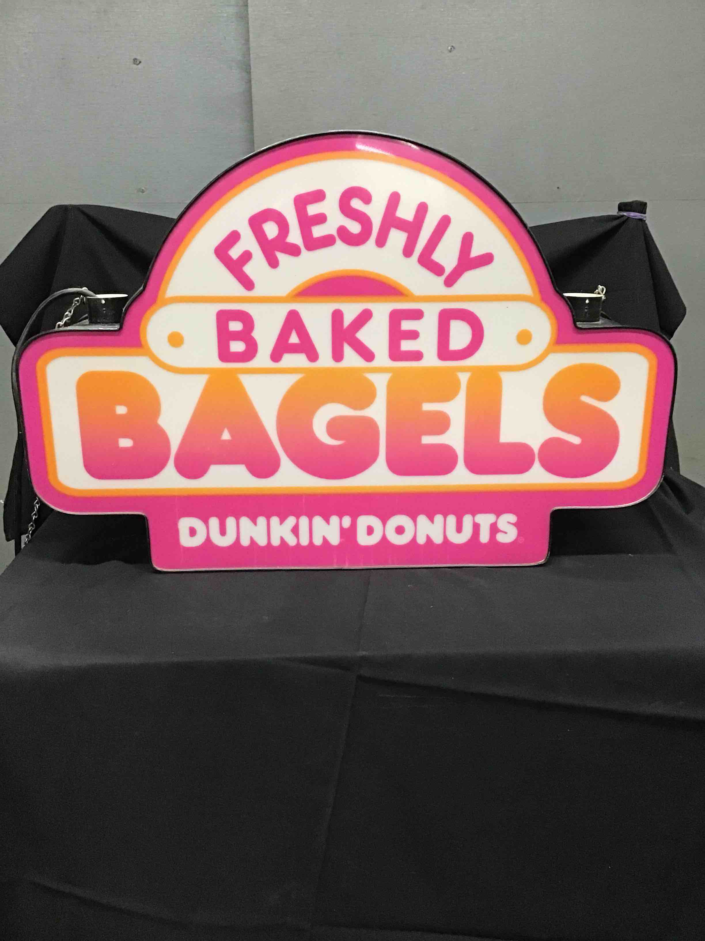 DUNKIN DONUTS ILLUMINATED DISPLAY SIGN