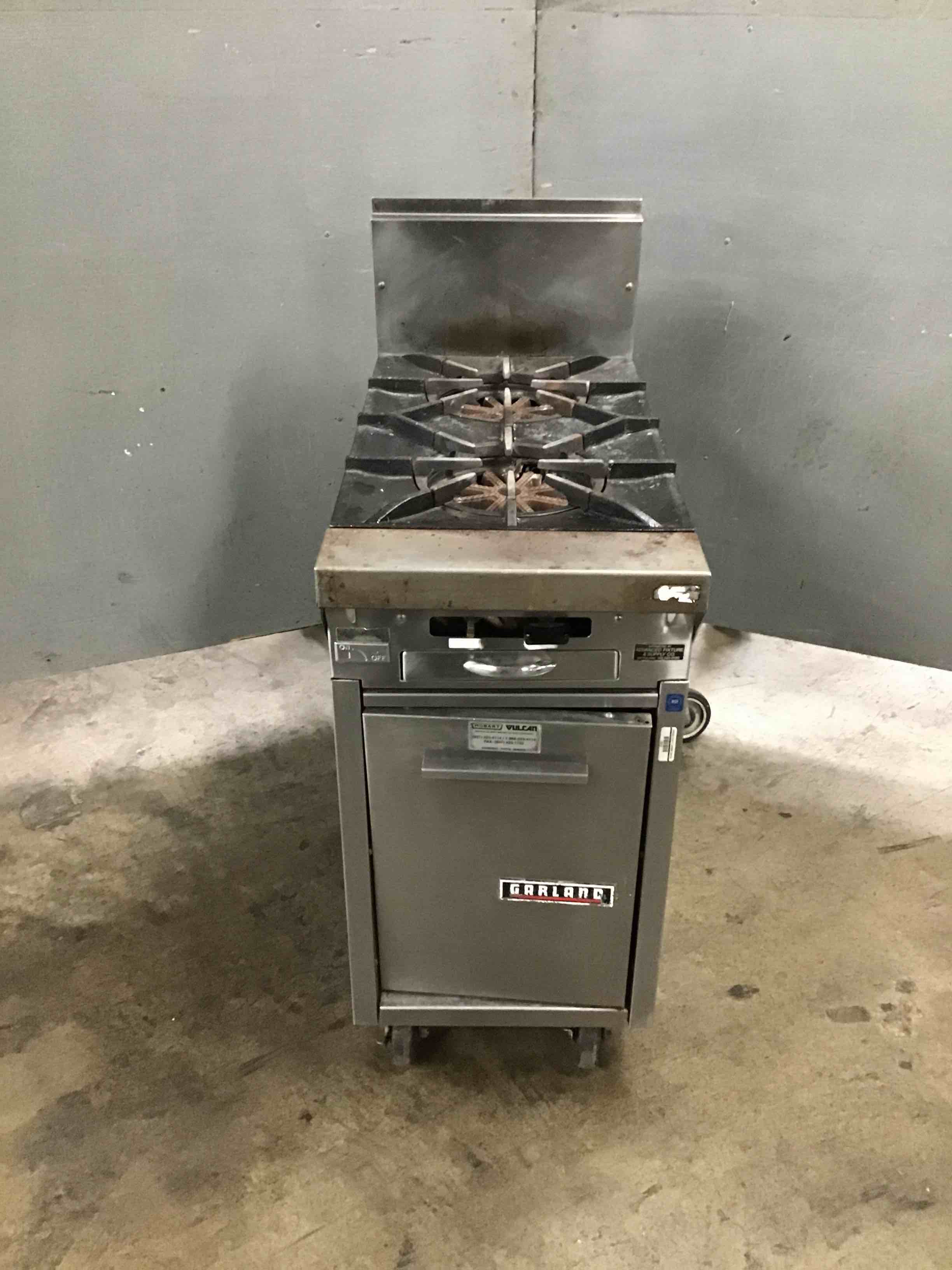 GARLAND NATURAL GAS 2-BURNER RANGE 