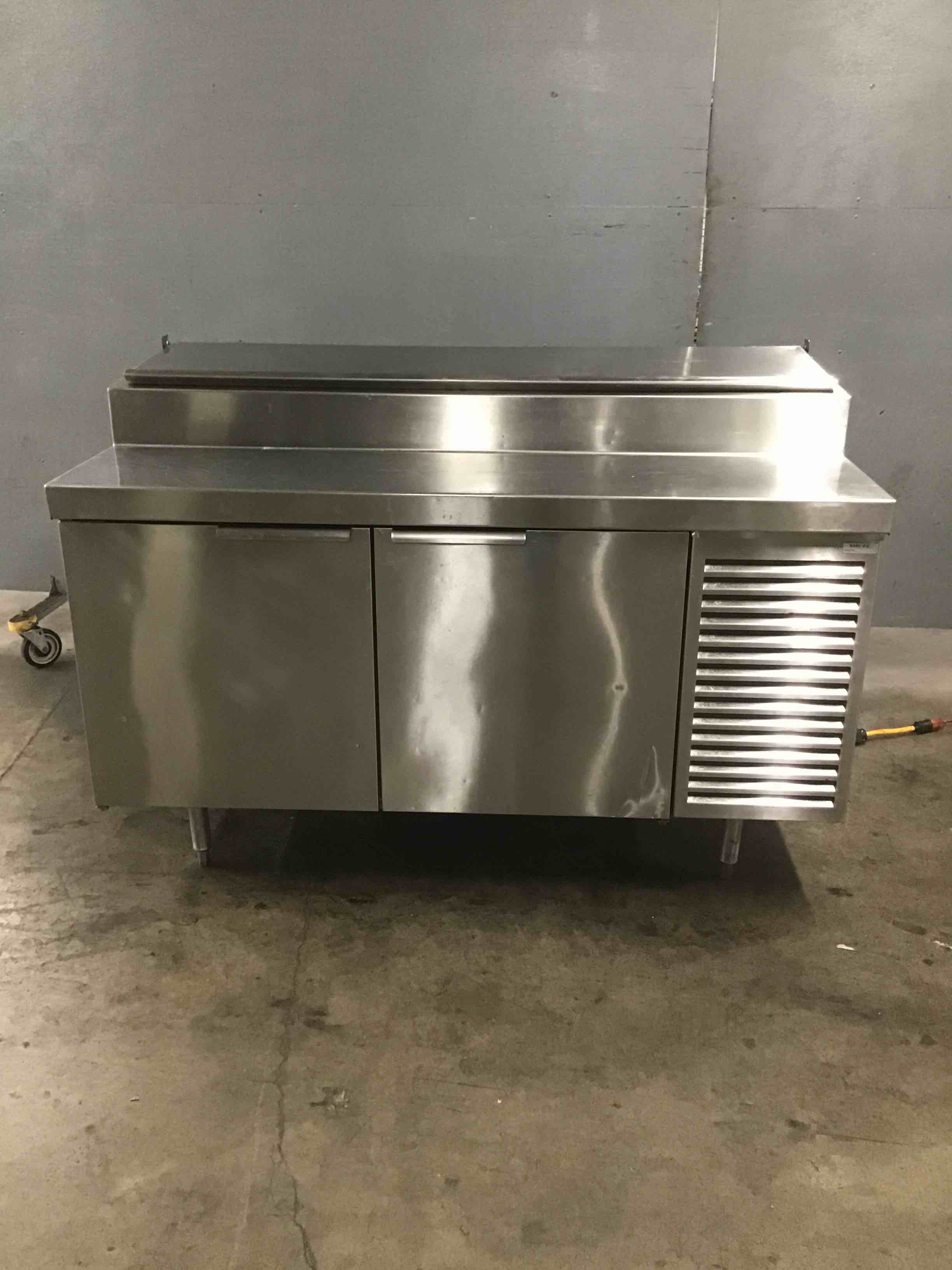 RANDELL 61 INCH STAINLESS STEEL 2 DOOR REFRIGERATED PIZZA PREP TABLE