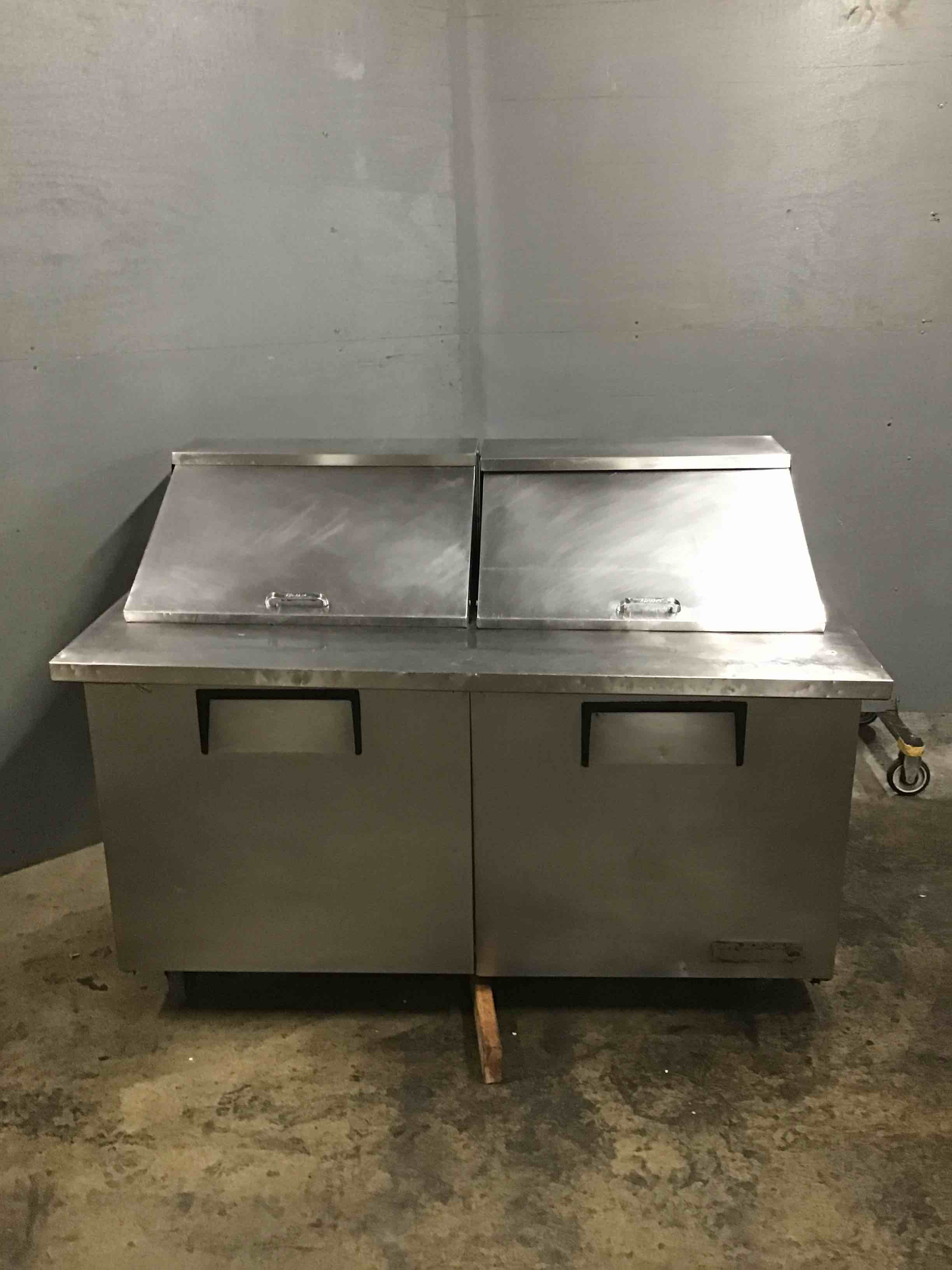 TRUE 60 INCH 2 DOOR STAINLESS STEEL REFRIGERATED SANDWICH PREP TABLE