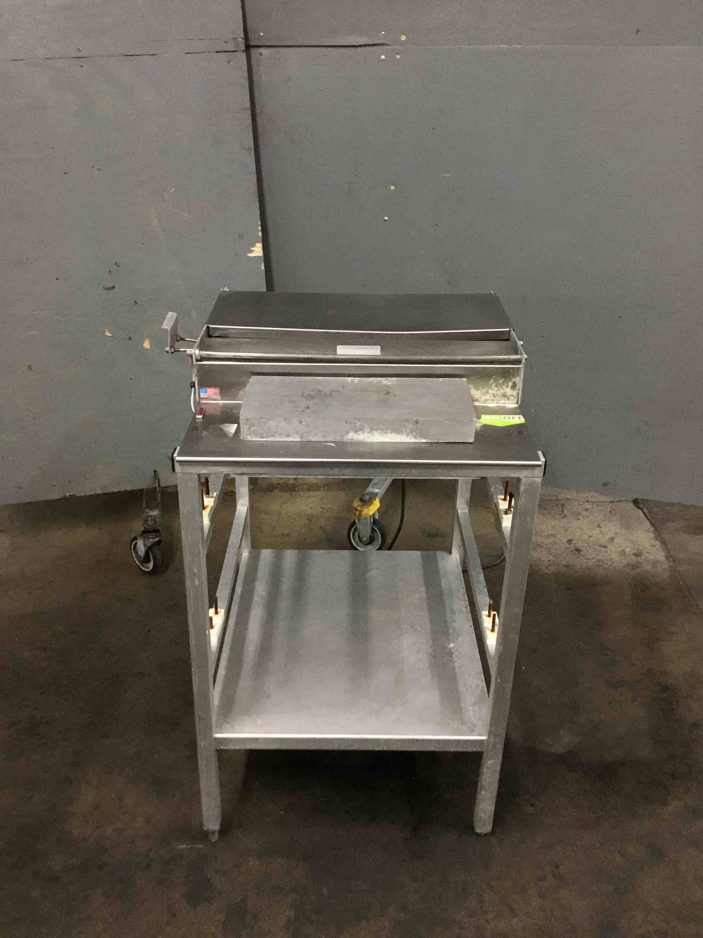 HEATED SHRINK WRAP STATION