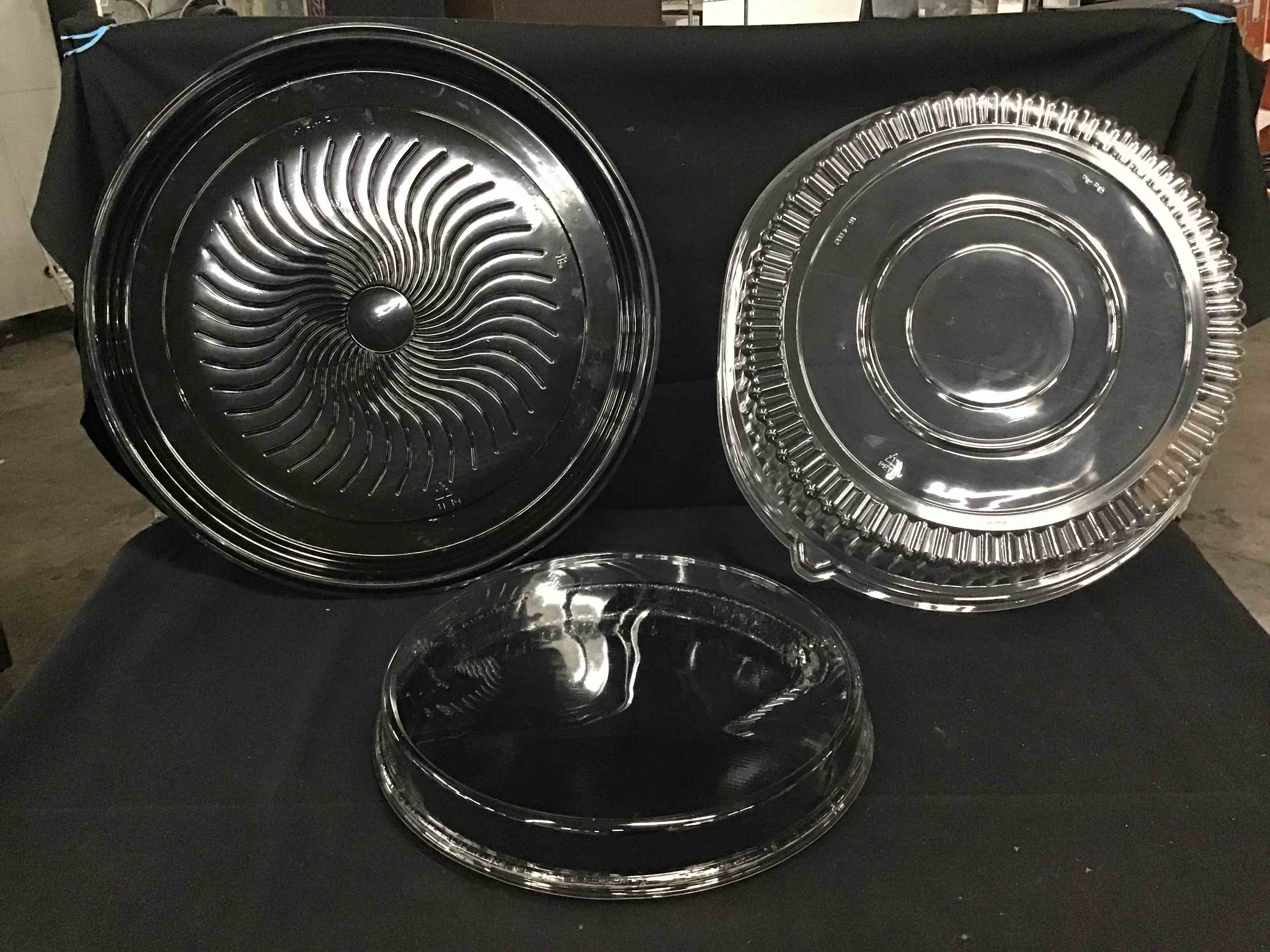 Plastic Trays And Lids, Various Sizes