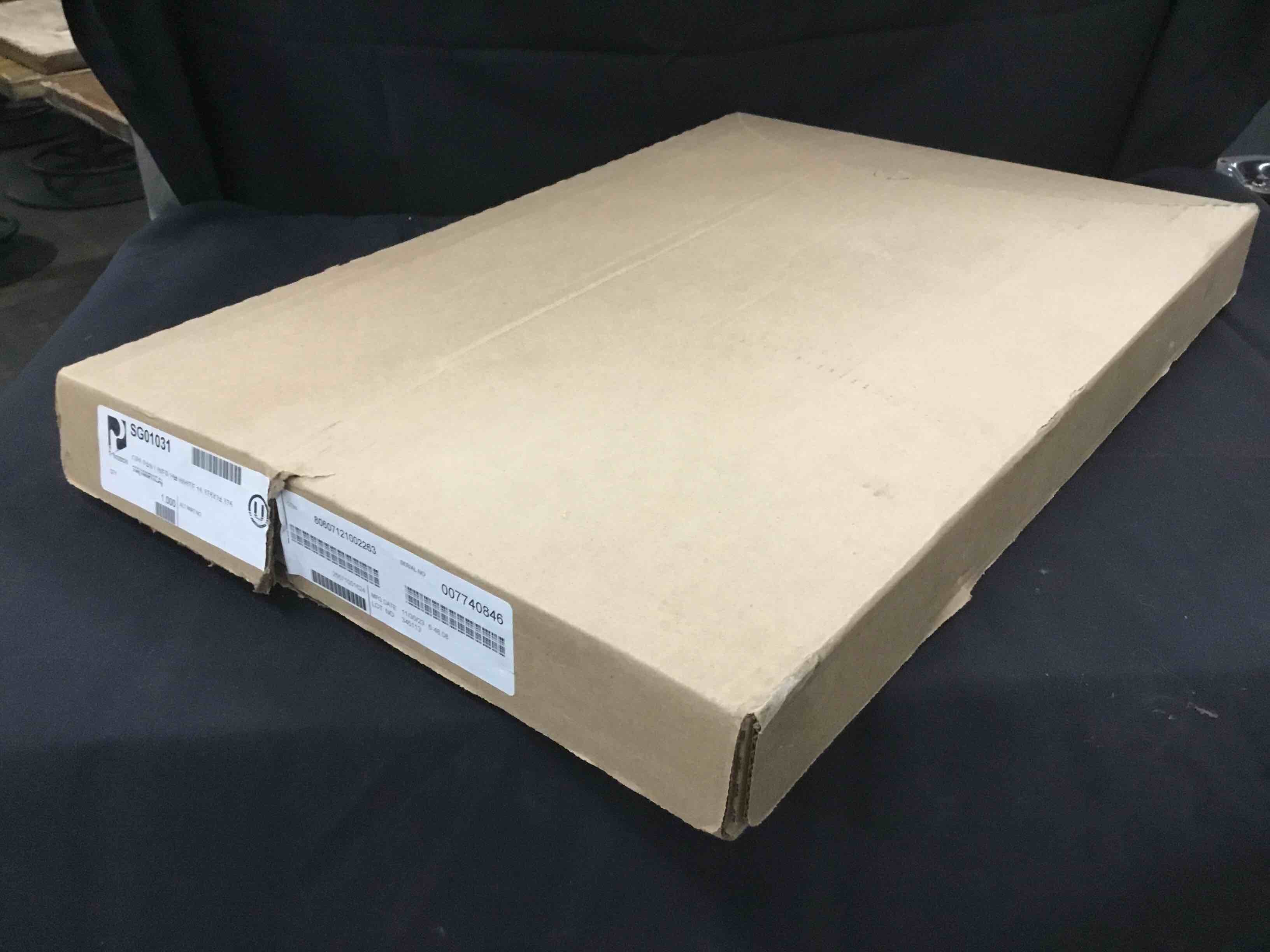 16.3 Inch x 24.3 Inch White Pan Liners 1000 Liners/Box