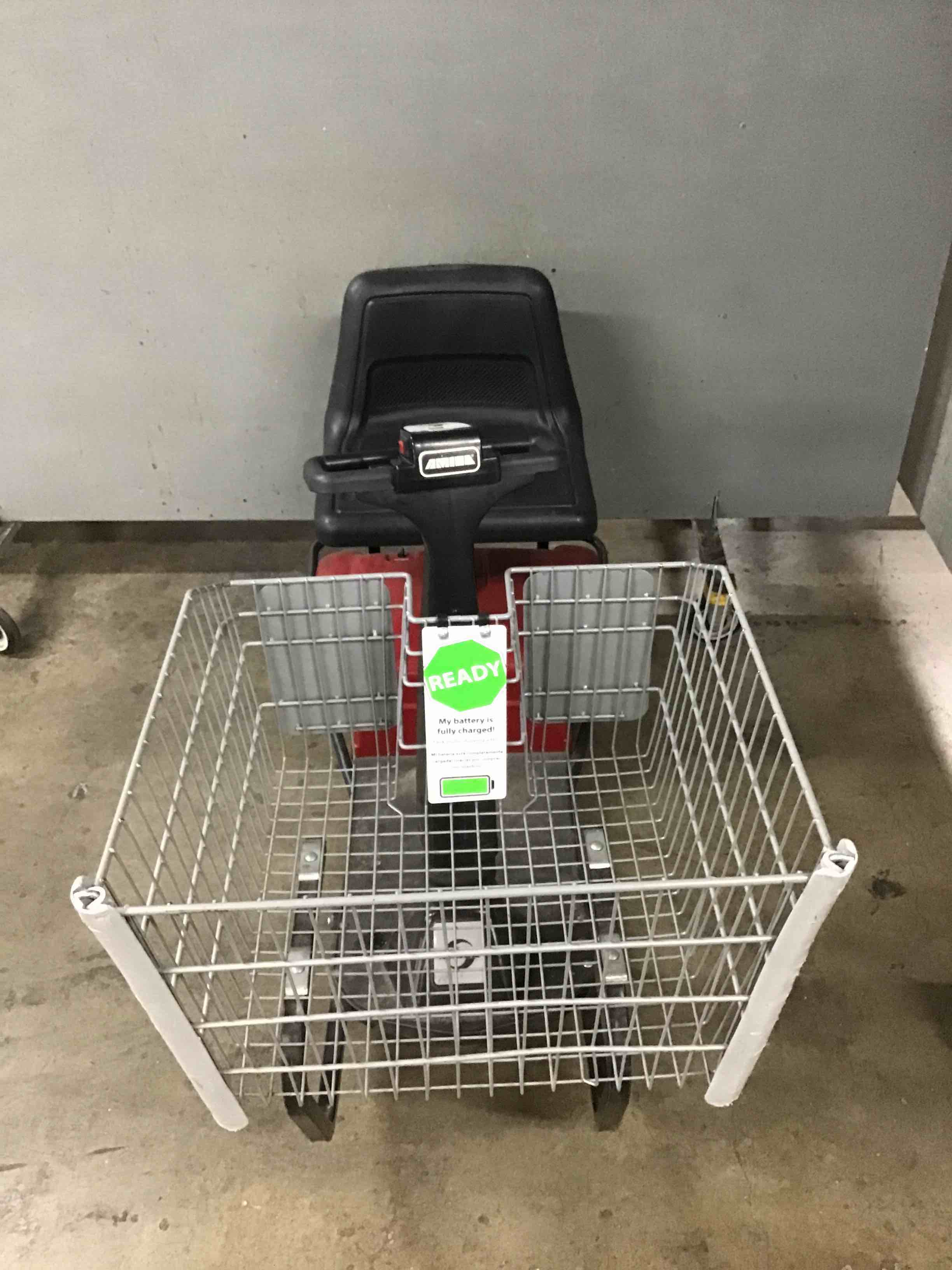 https://s3.amazonaws.com/lotting-images-prod/bidfta/YEL3790760_1688591076593.jpeg