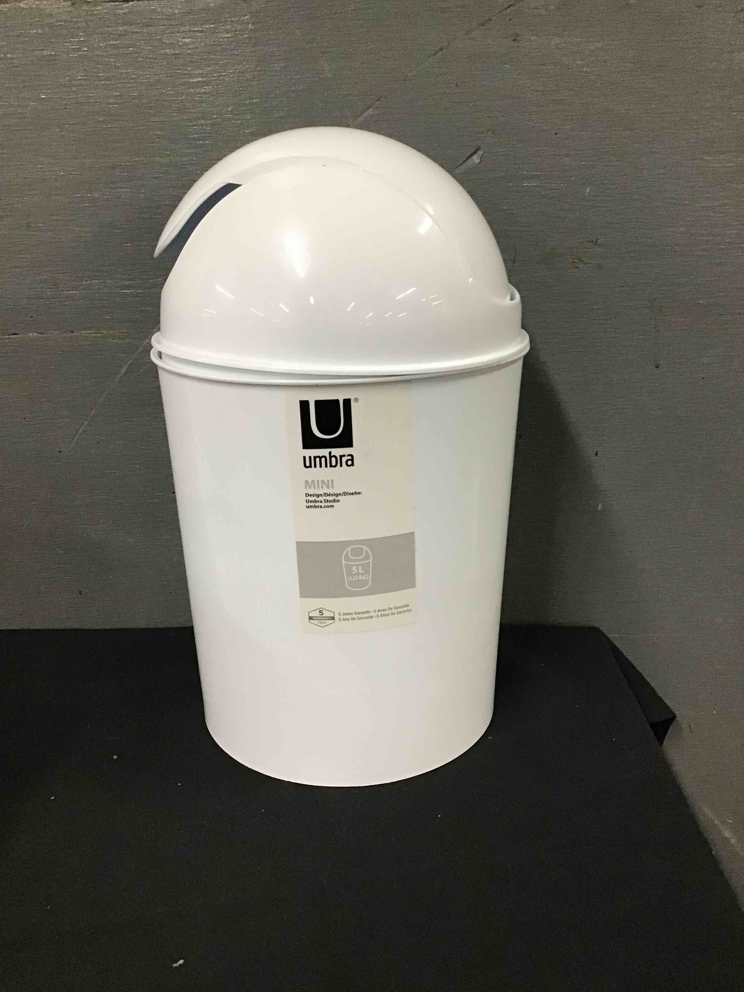 Umbra Mini Trash Can with Swinging Lid, 1.25 Gallon, White