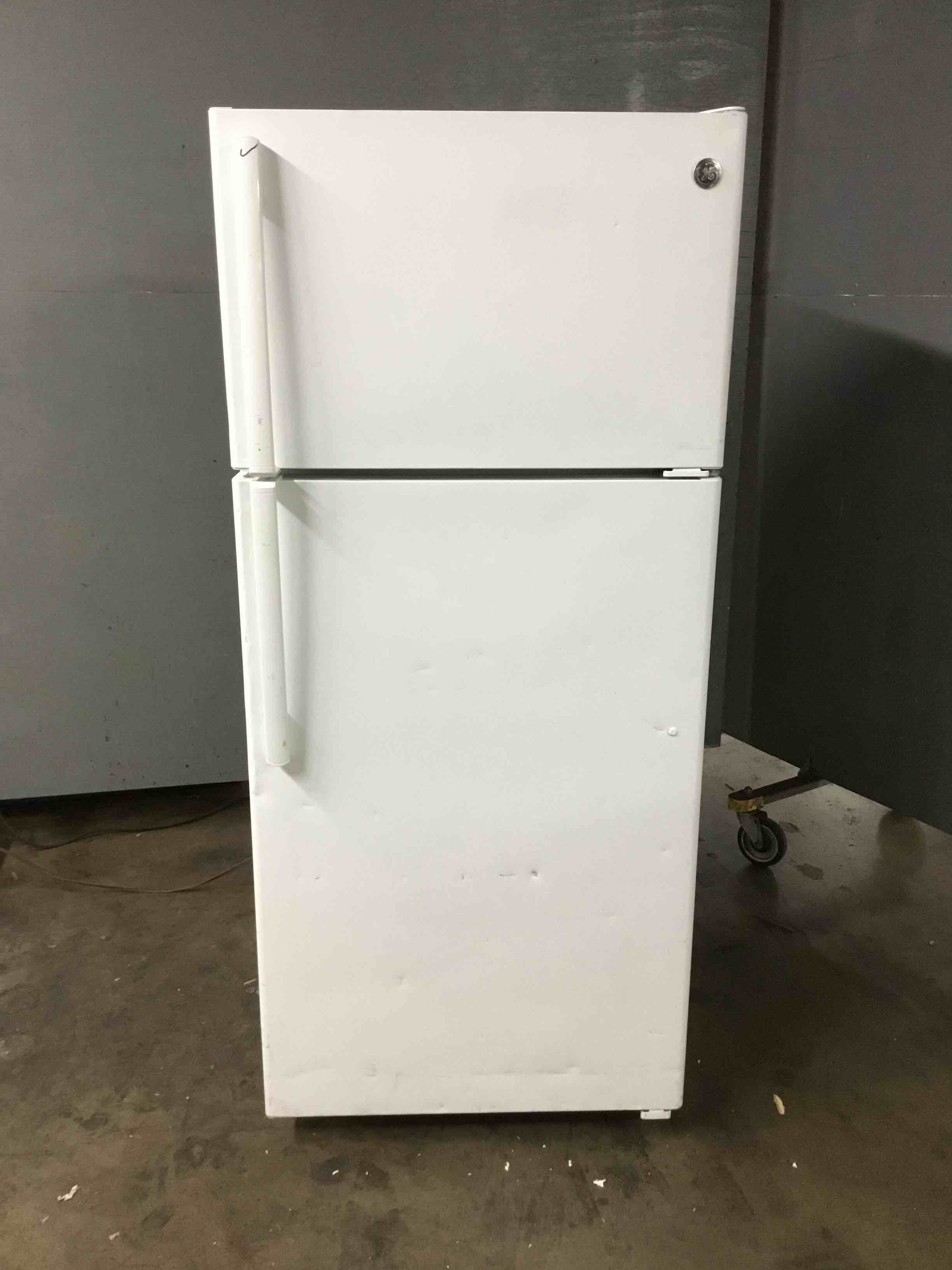 GE 15.5 Cu. Ft. White Top-Freezer Refrigerator