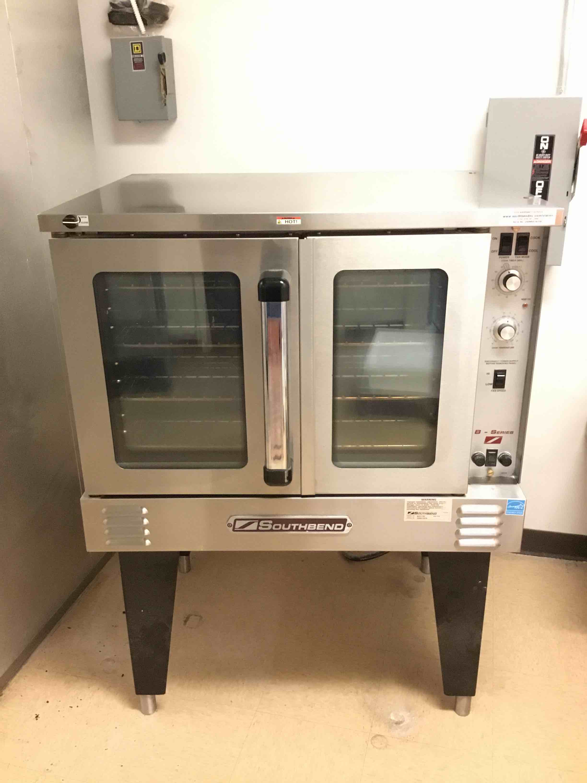 2020 Southbend Full Size Electric Convection Oven 