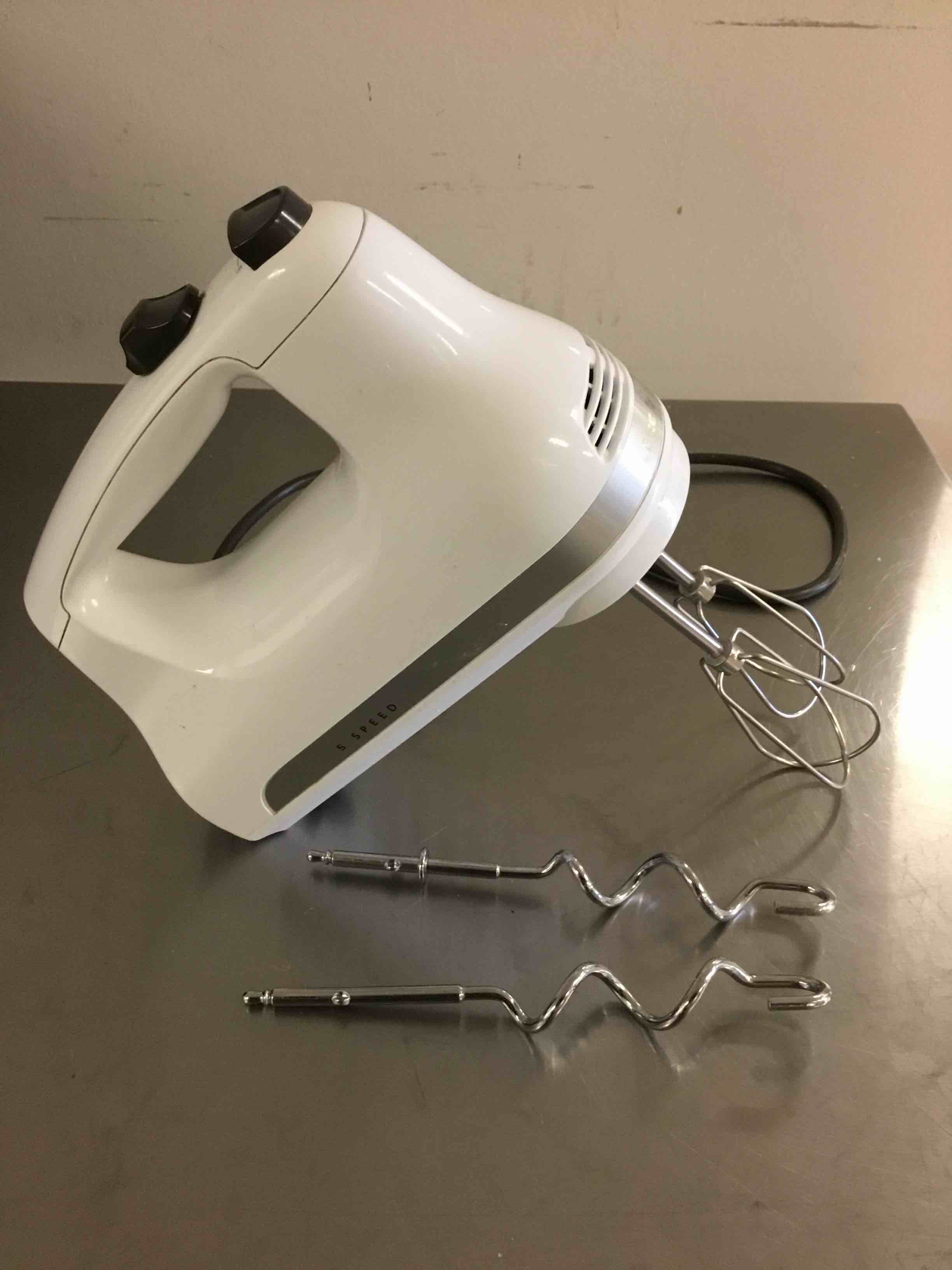KitchenAid 5-Speed Ultra Power Hand Mixer With 2 Sets Of Whisks 