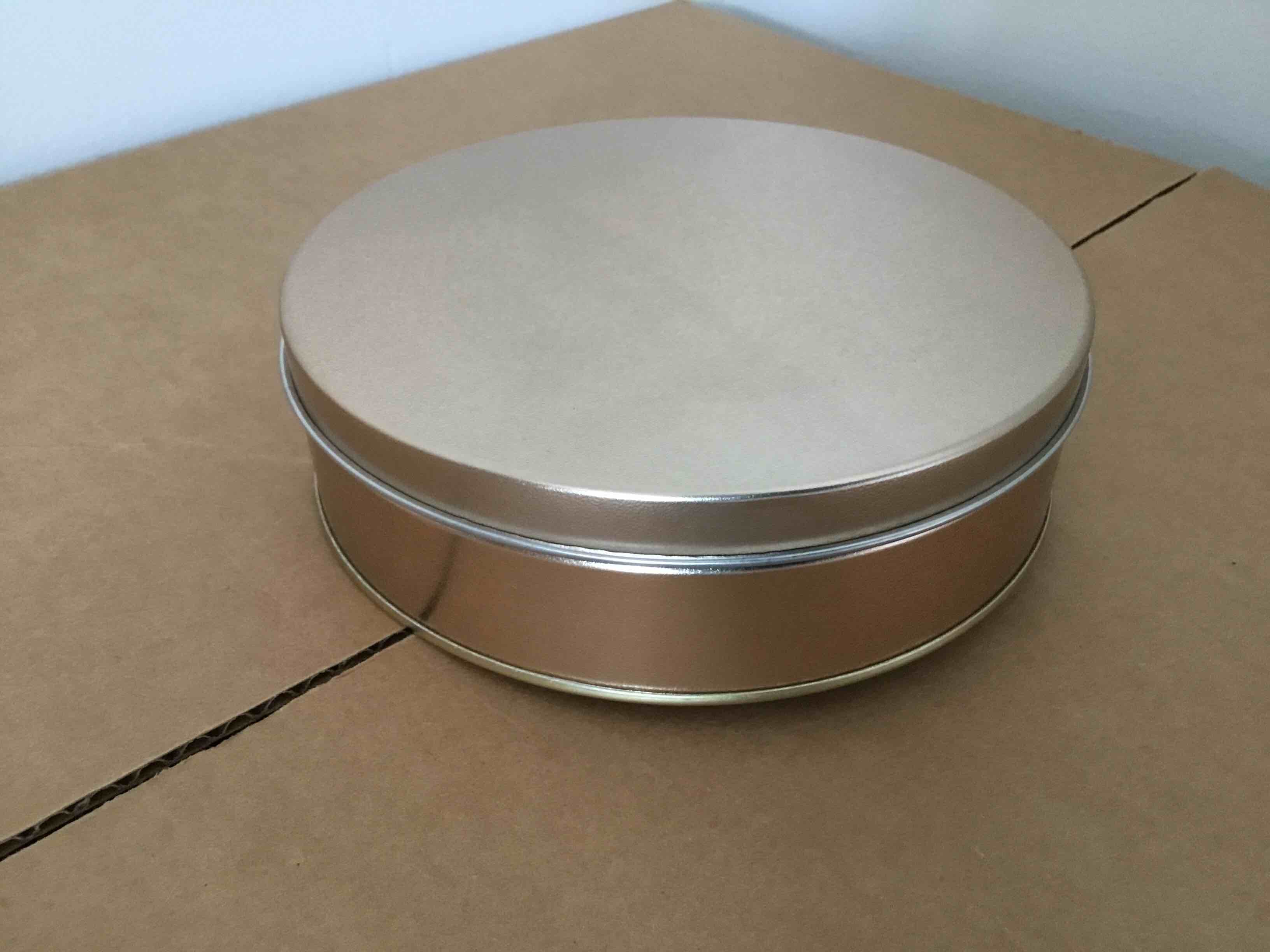 Seamless Gold Round Tin, 6.5 x 2 Inch