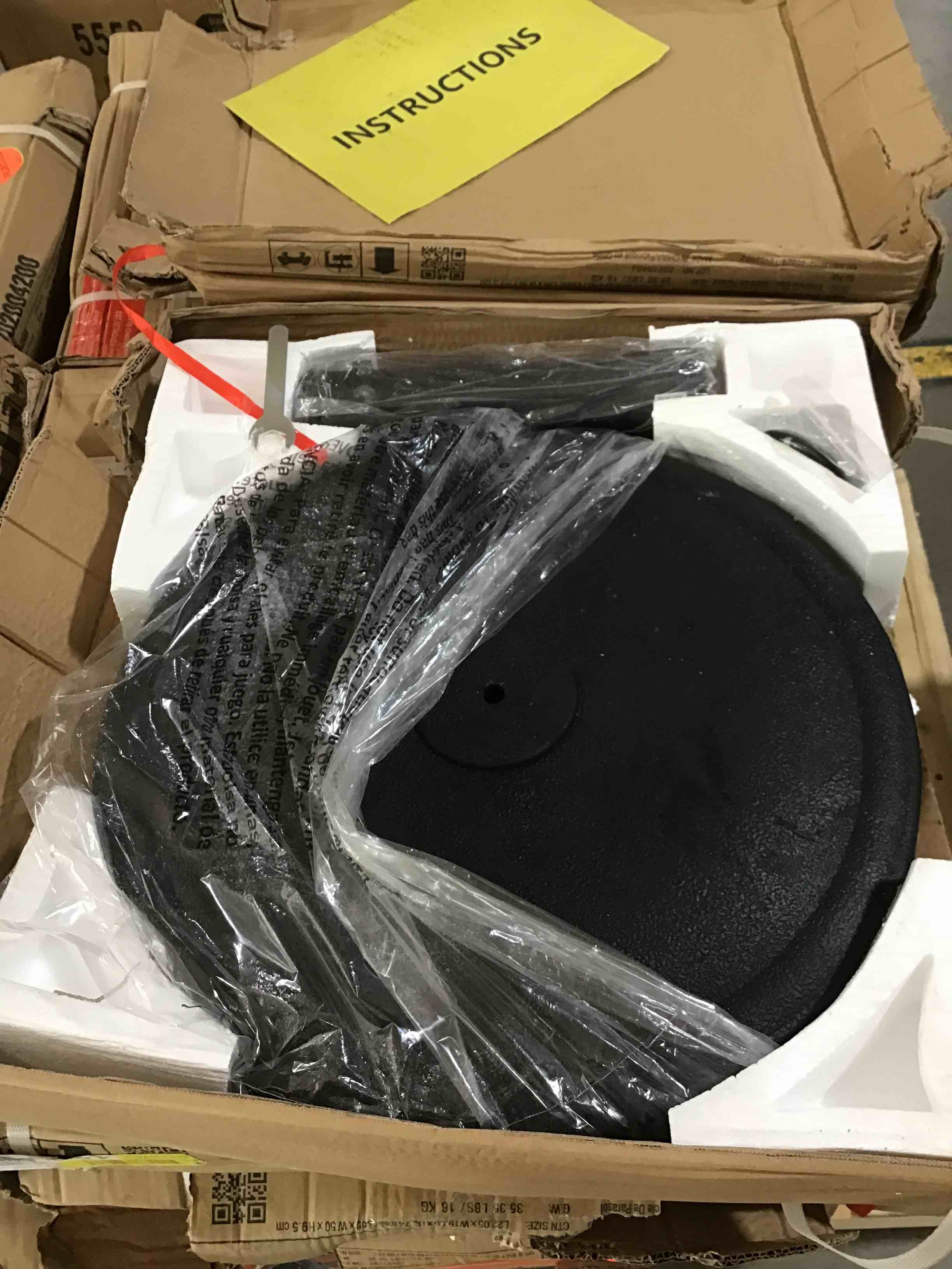 https://s3.amazonaws.com/lotting-images-prod/bidfta/YEL3829238_1683656663212.jpeg