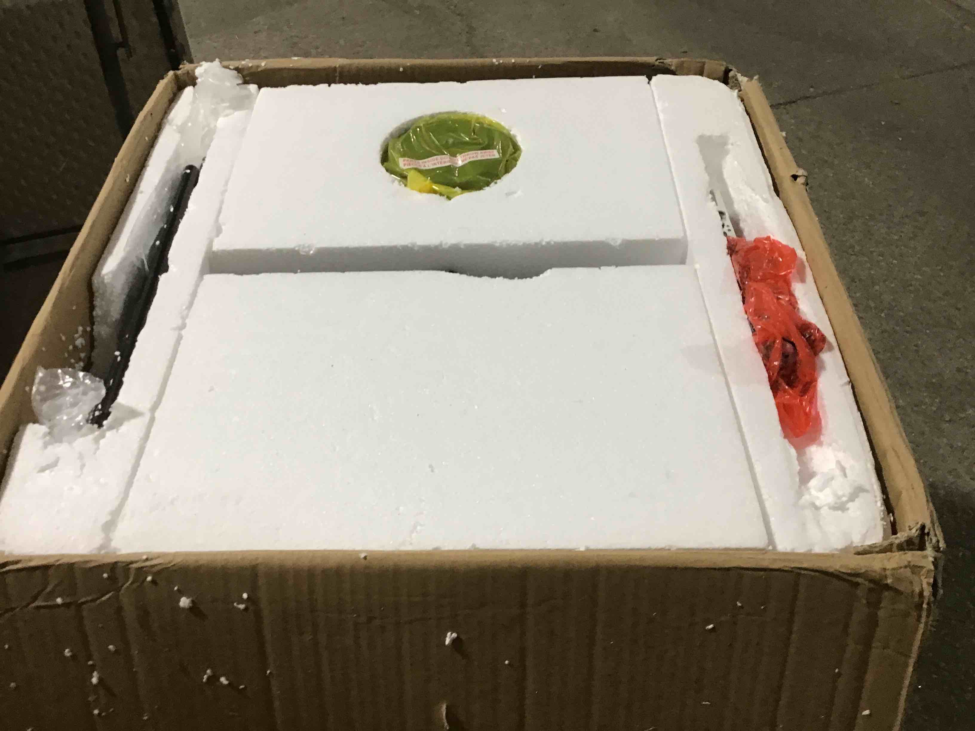 https://s3.amazonaws.com/lotting-images-prod/bidfta/YEL3829815_1687193894372.jpeg