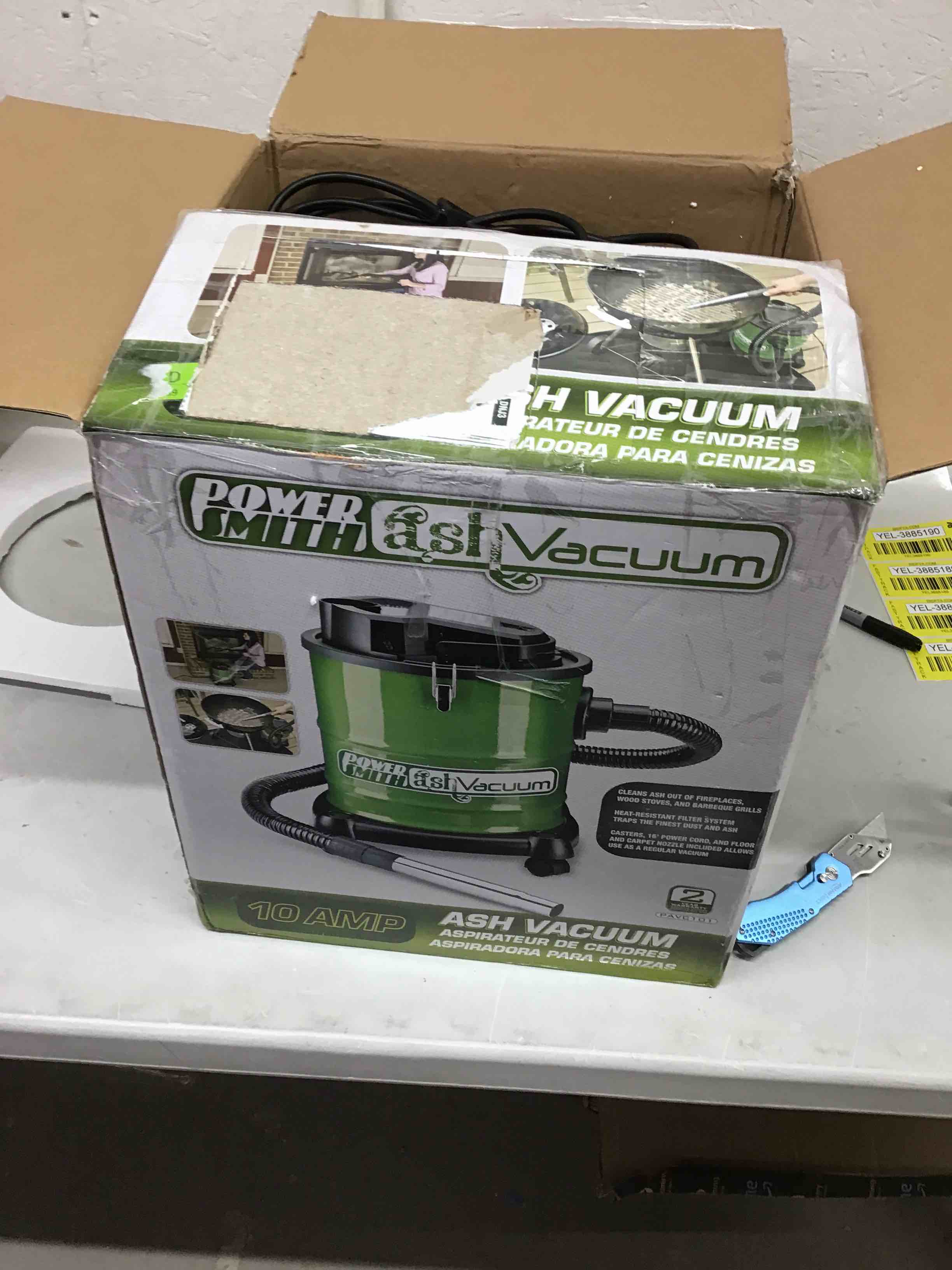 https://s3.amazonaws.com/lotting-images-prod/bidfta/YEL3885190_1671329676216.jpeg
