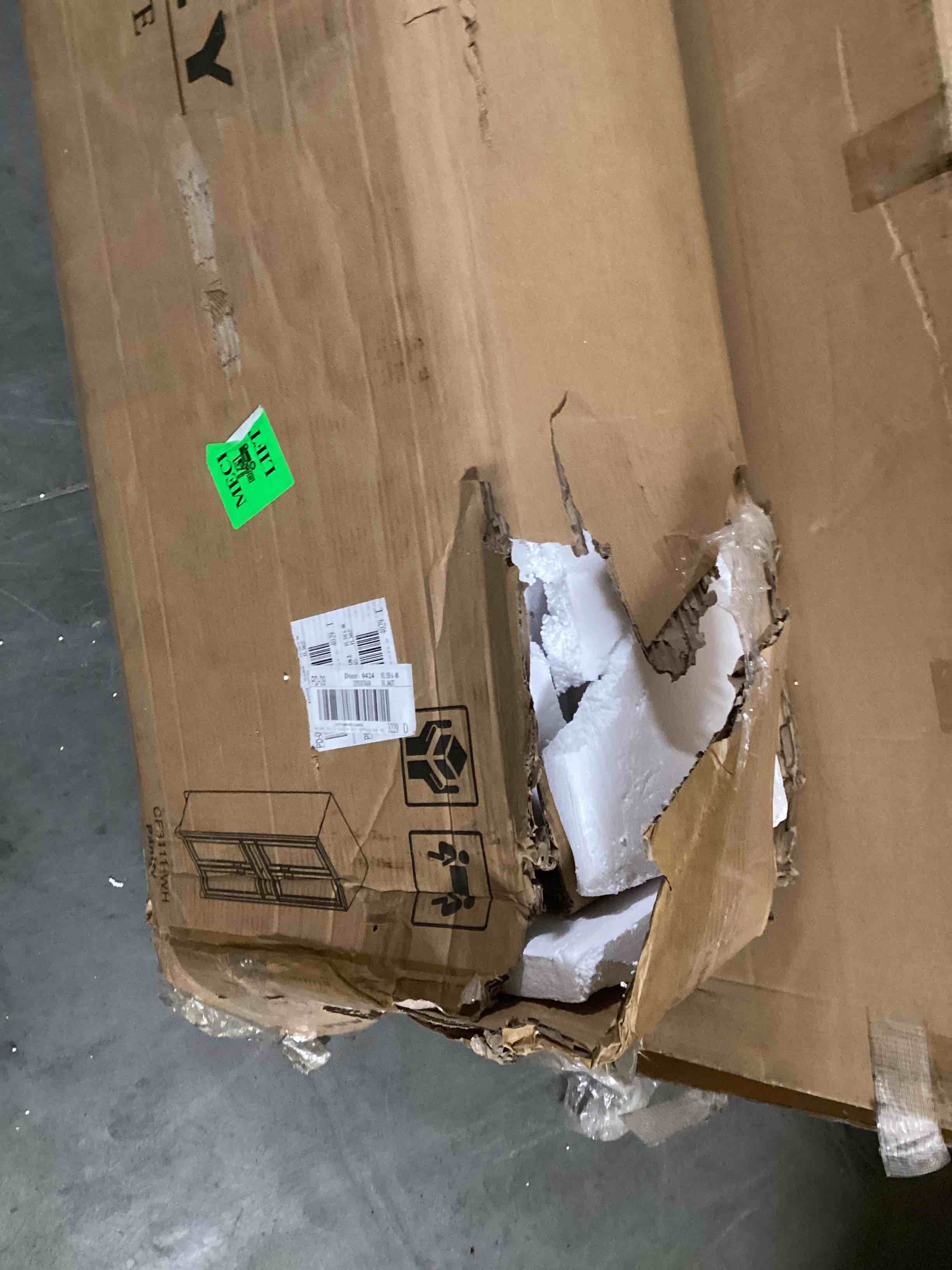 https://s3.amazonaws.com/lotting-images-prod/bidfta/YEL3908790_1696258593760.jpeg