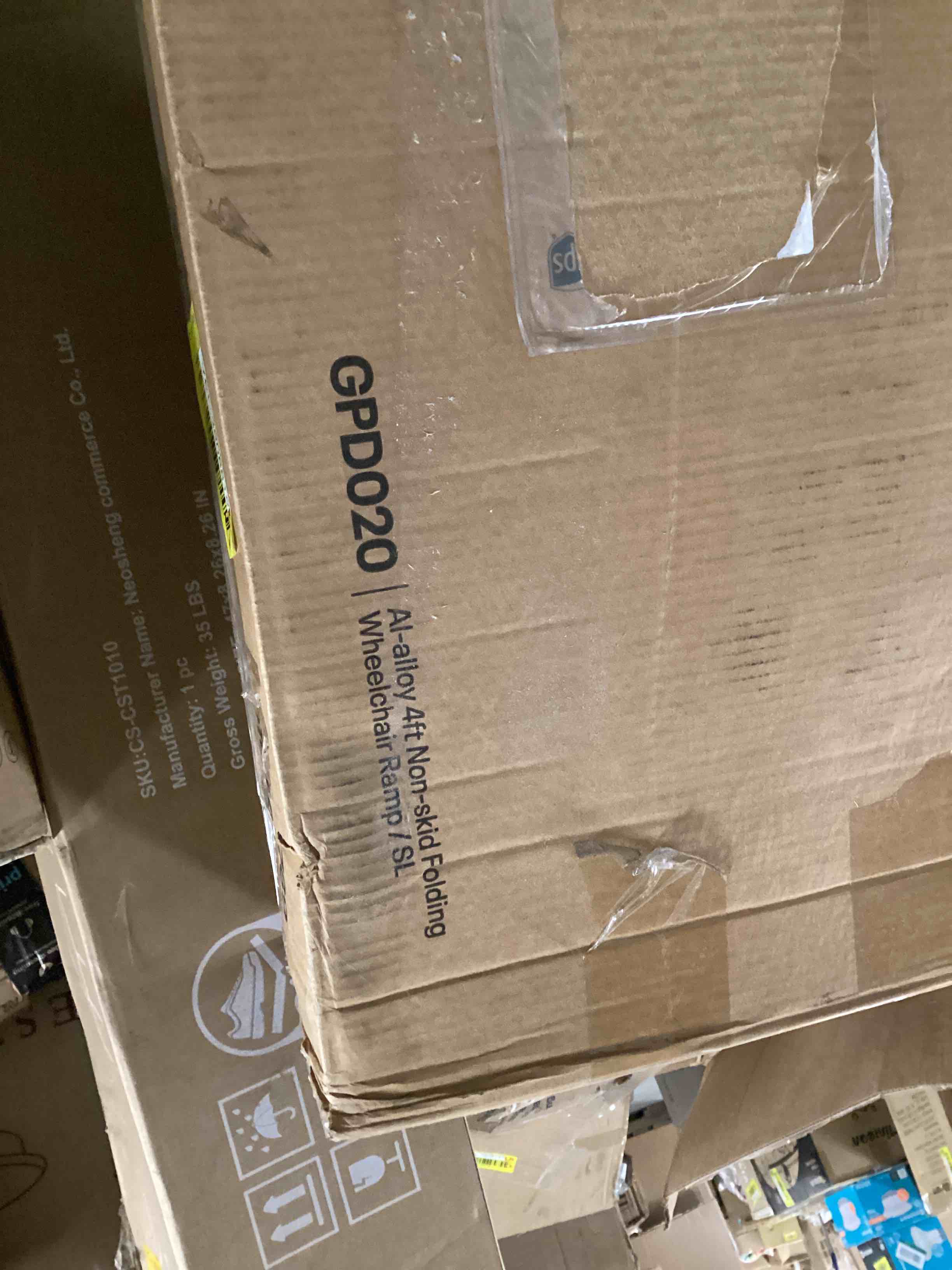 https://s3.amazonaws.com/lotting-images-prod/bidfta/YEL3908819_1696265986133.jpeg