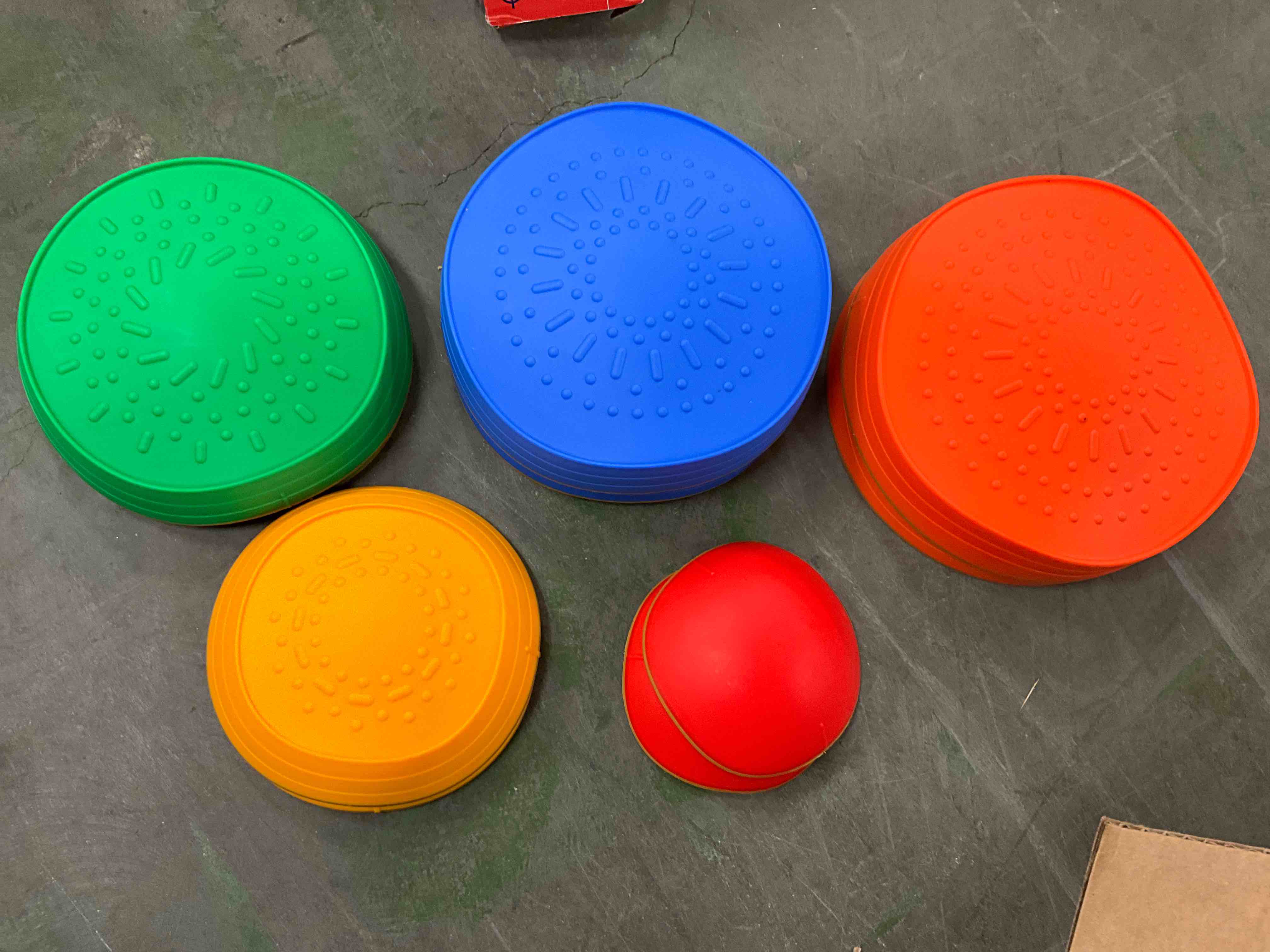 Assorted Size And Color Ground Stepping Plastic Steps For Kids Playground