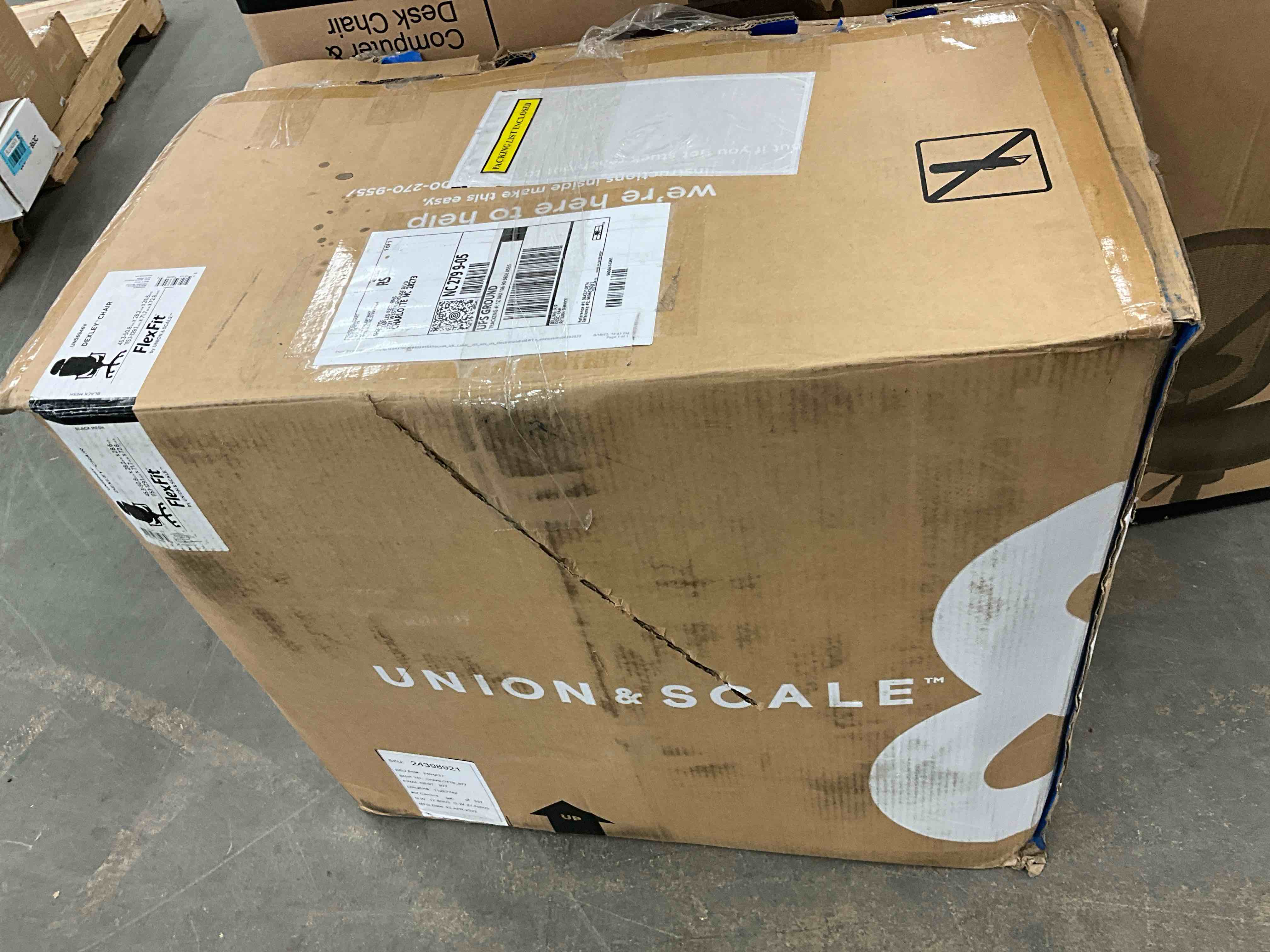 https://s3.amazonaws.com/lotting-images-prod/bidfta/YEL3909856_1707581332855.jpeg