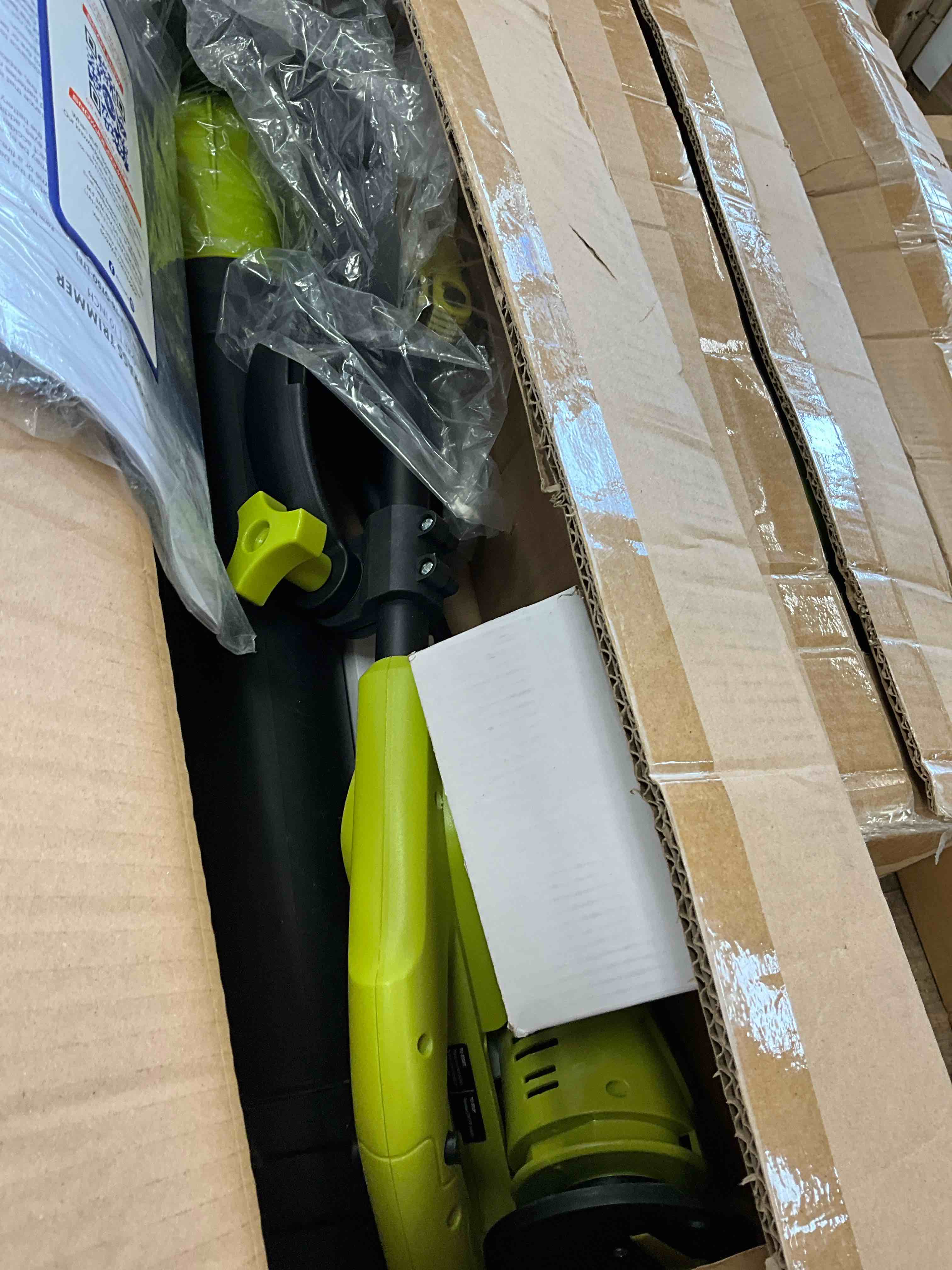 https://s3.amazonaws.com/lotting-images-prod/bidfta/YEL3909876_1707590273852.jpeg