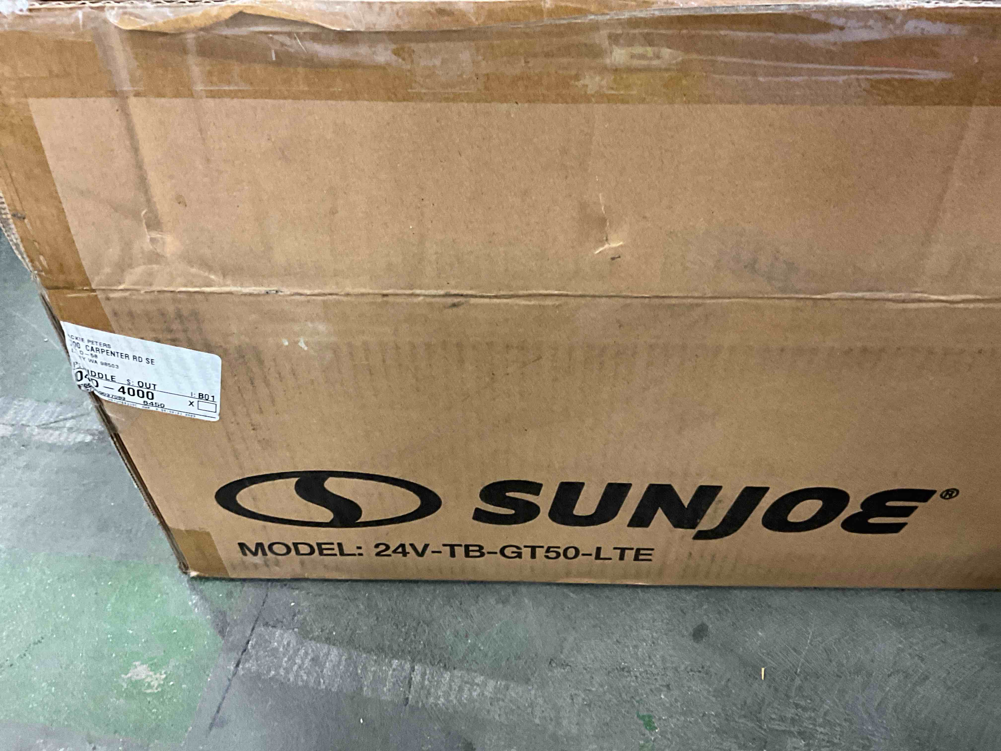 https://s3.amazonaws.com/lotting-images-prod/bidfta/YEL3909881_1707591062556.jpeg