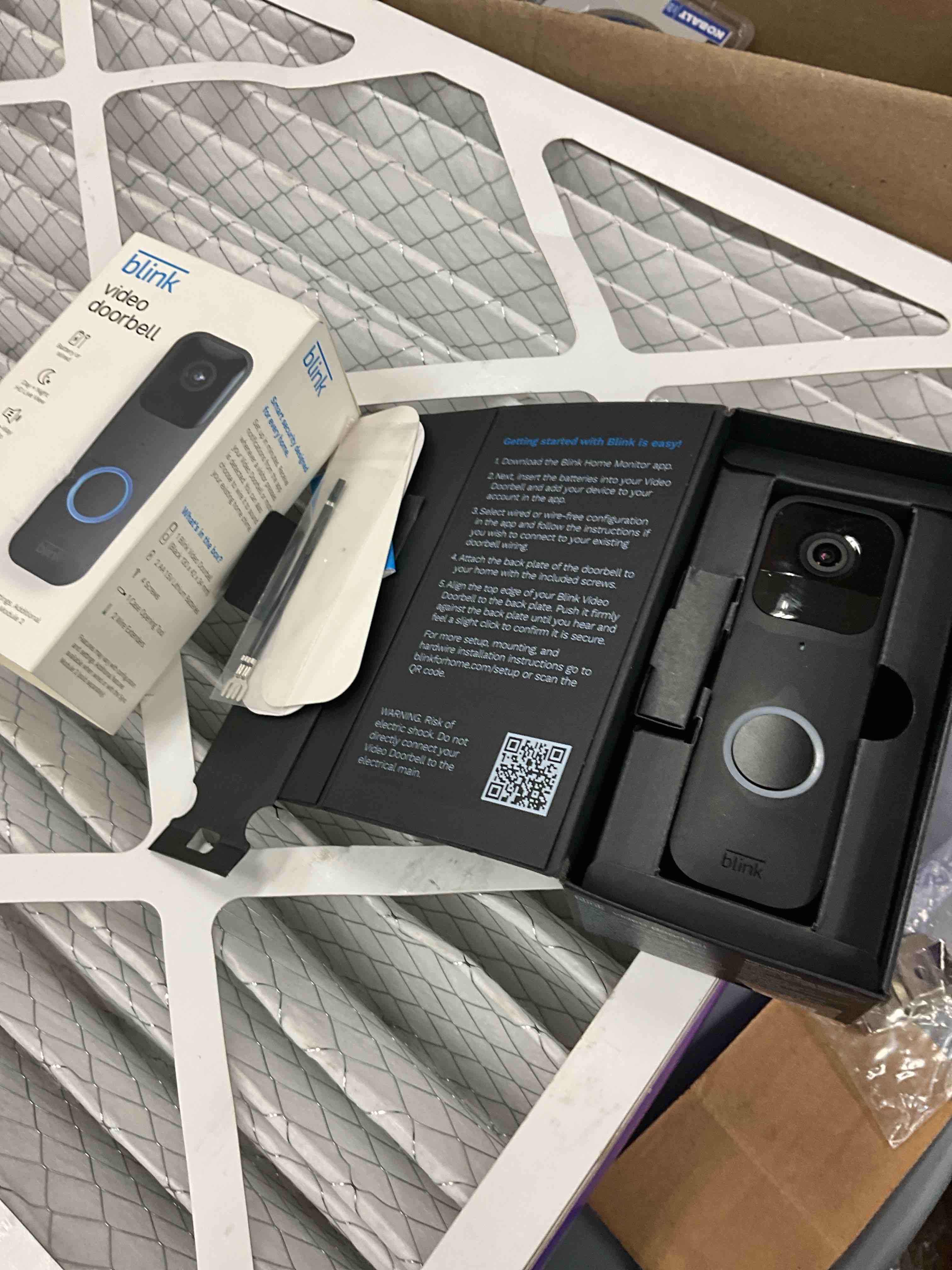 https://s3.amazonaws.com/lotting-images-prod/bidfta/YEL3910240_1717775011542.jpeg