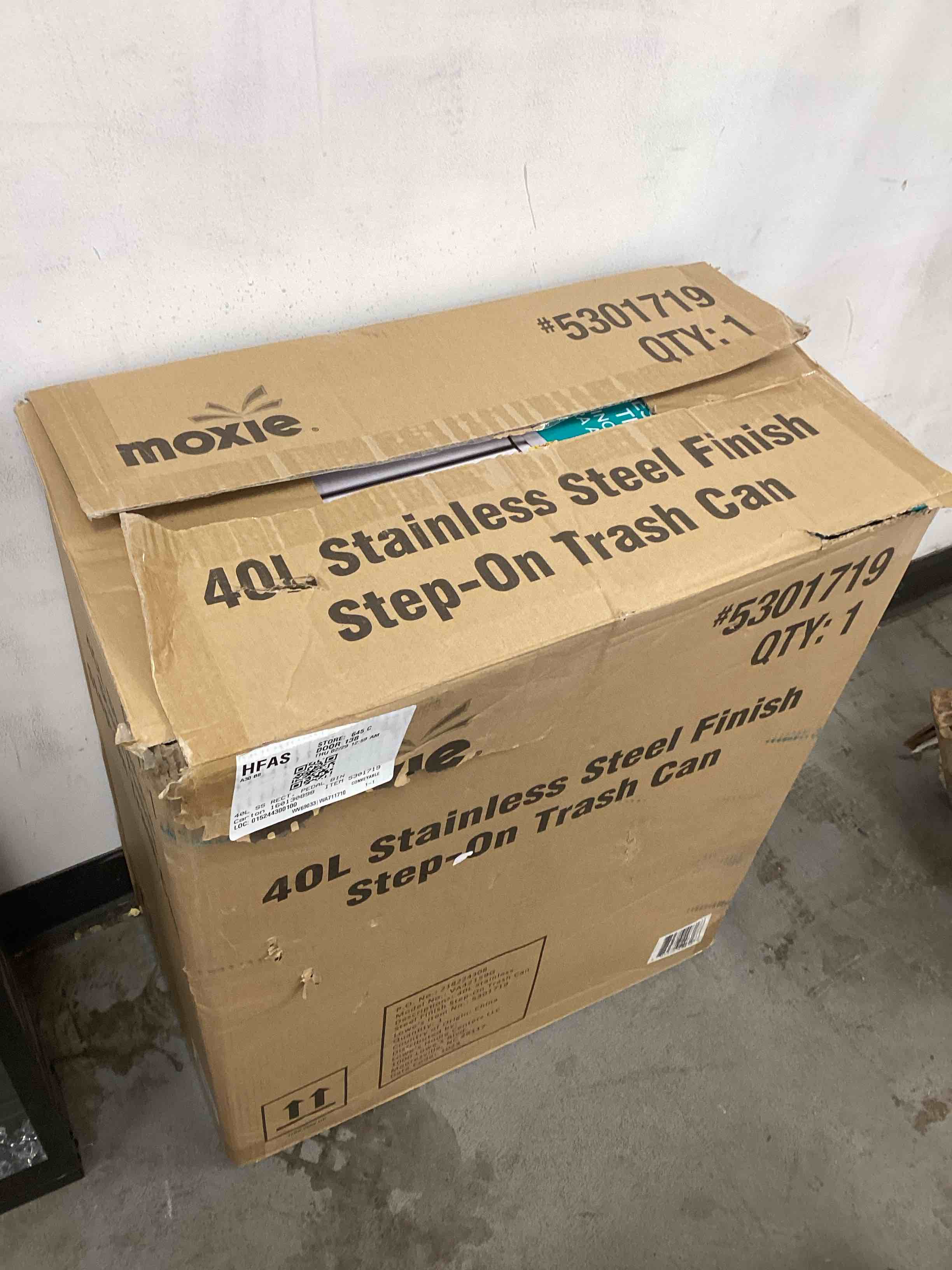 https://s3.amazonaws.com/lotting-images-prod/bidfta/YEL3911791_1714844893740.jpeg