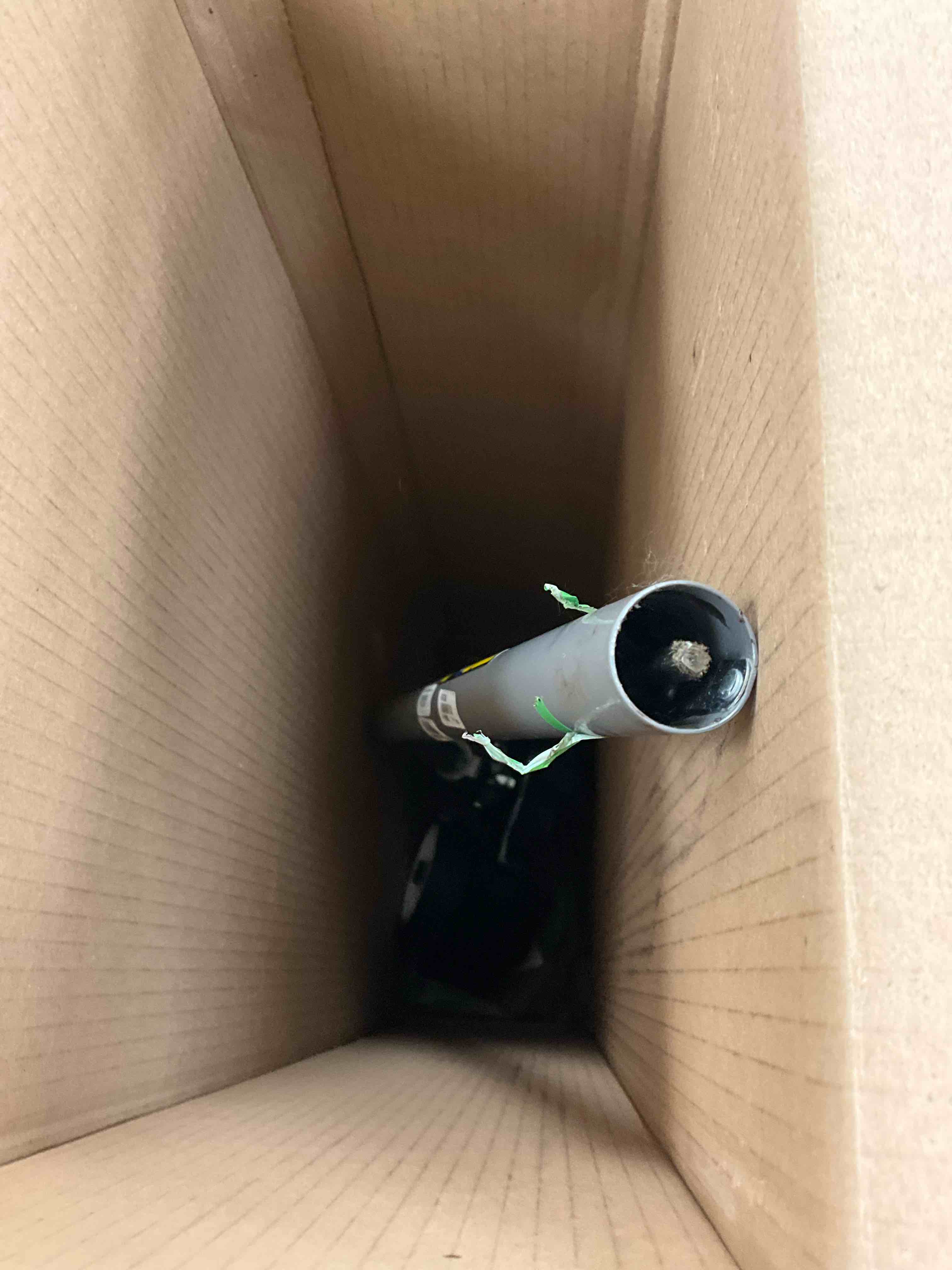 https://s3.amazonaws.com/lotting-images-prod/bidfta/YEL3912240_1716326492758.jpeg