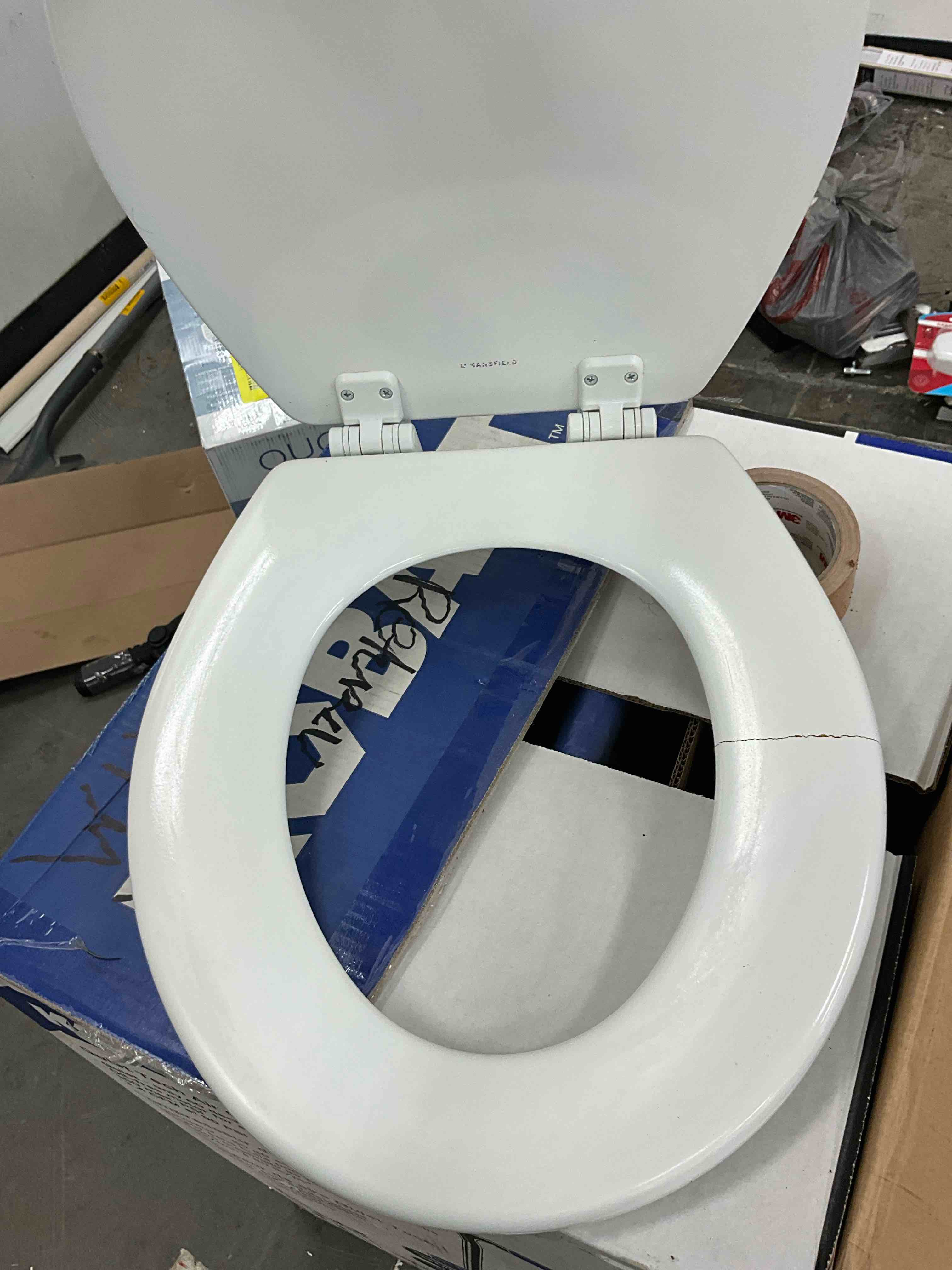 https://s3.amazonaws.com/lotting-images-prod/bidfta/YEL3912244_1716327051756.jpeg