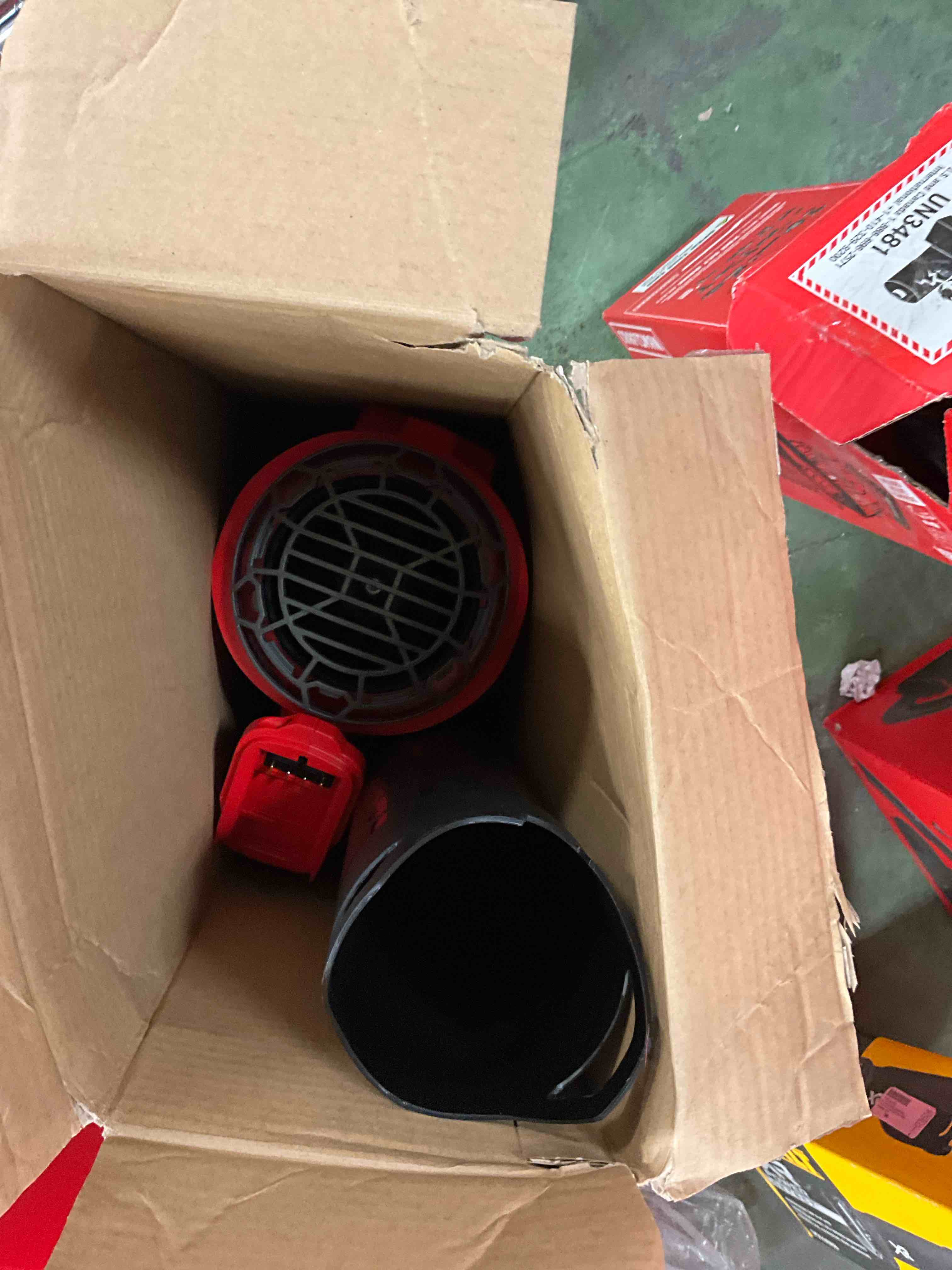 https://s3.amazonaws.com/lotting-images-prod/bidfta/YEL3912288_1716411219727.jpeg