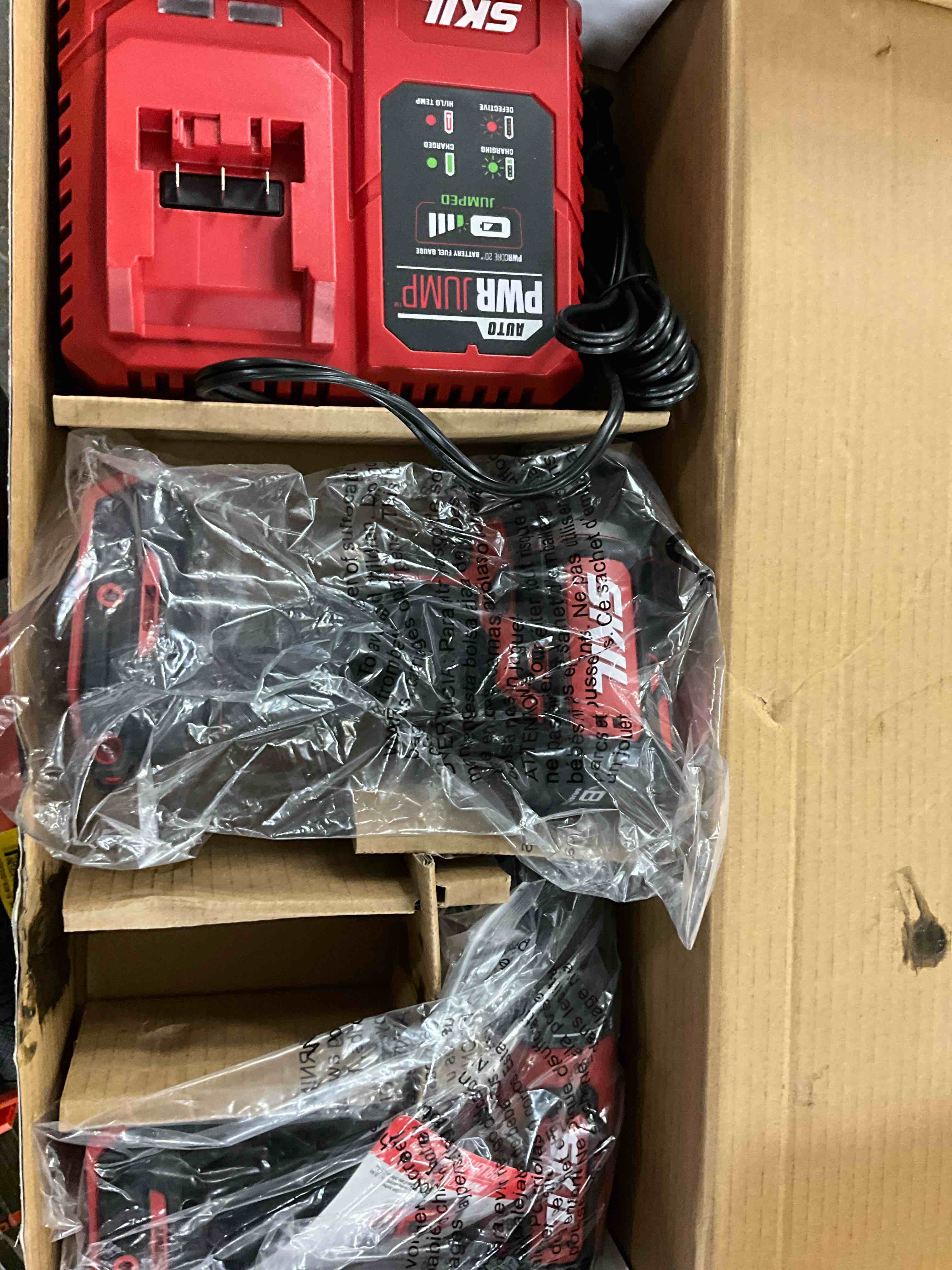 https://s3.amazonaws.com/lotting-images-prod/bidfta/YEL3912307_1716548082548.jpeg