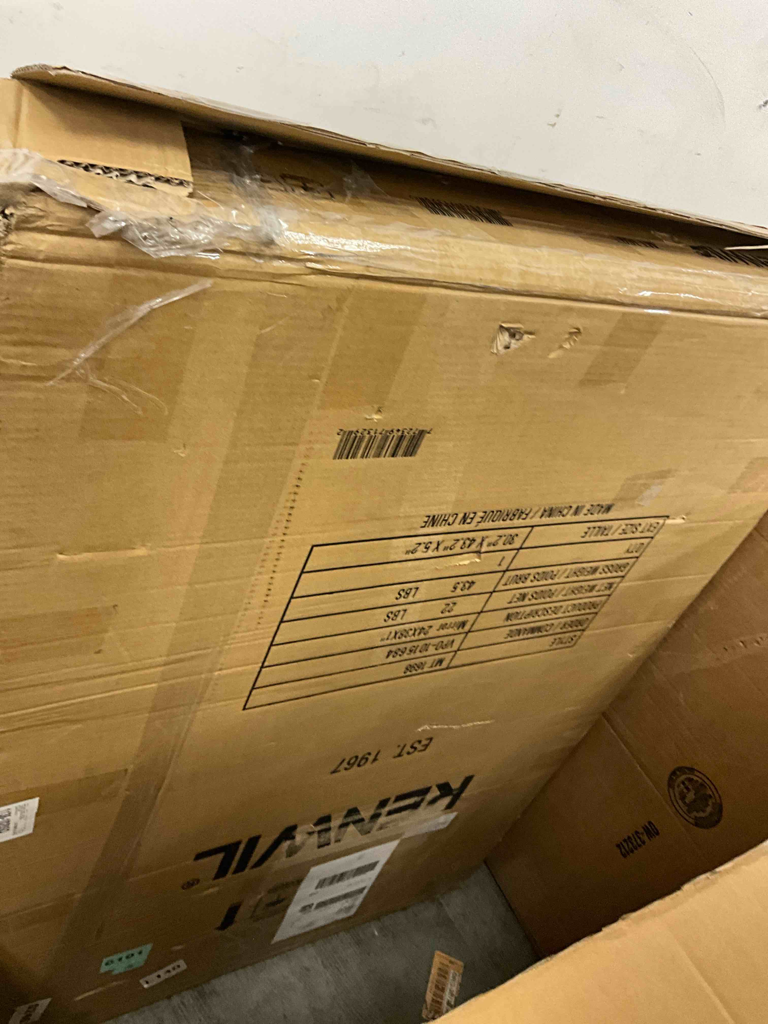 https://s3.amazonaws.com/lotting-images-prod/bidfta/YEL3915183_1706370521290.jpeg