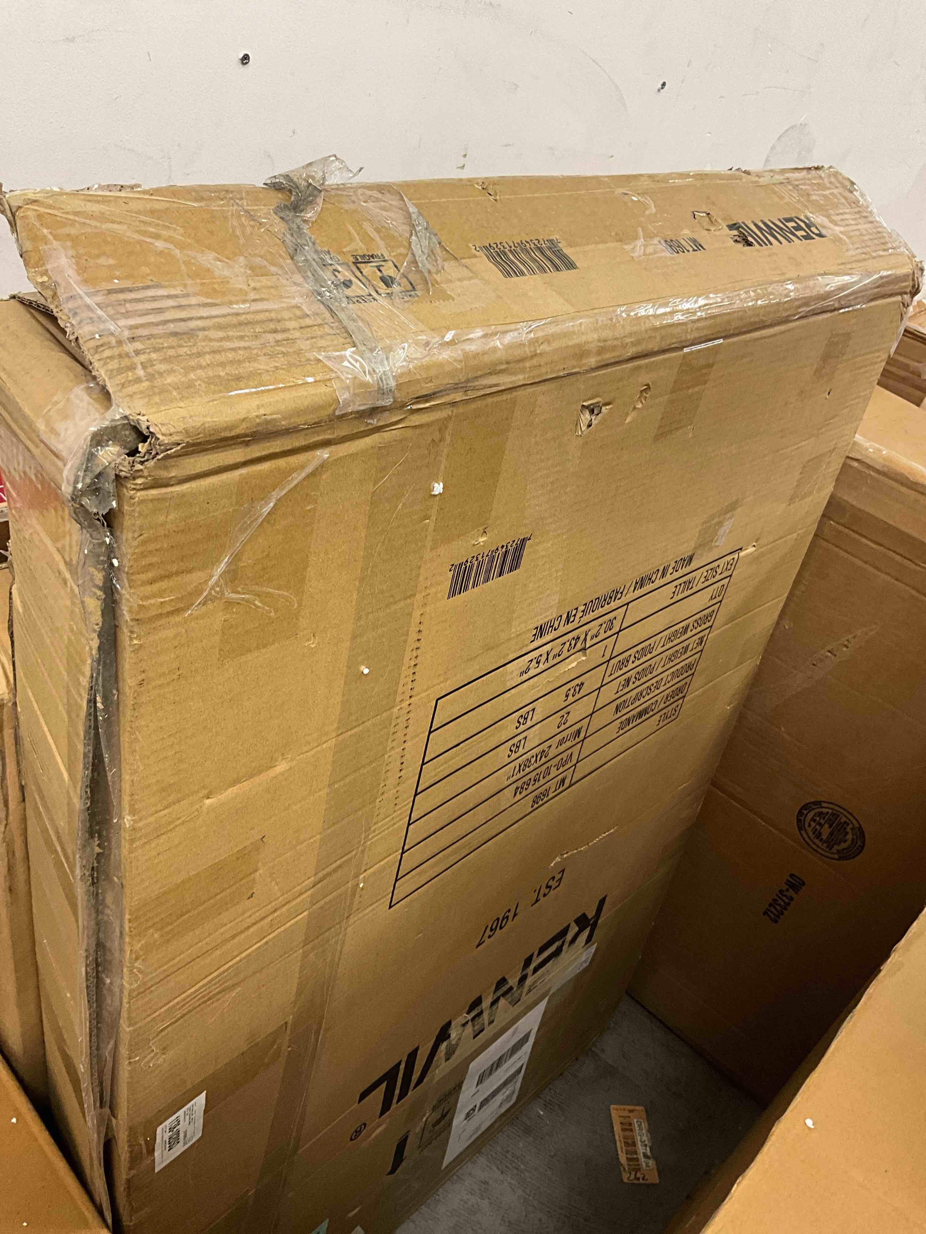 https://s3.amazonaws.com/lotting-images-prod/bidfta/YEL3915183_1706370564404.jpeg