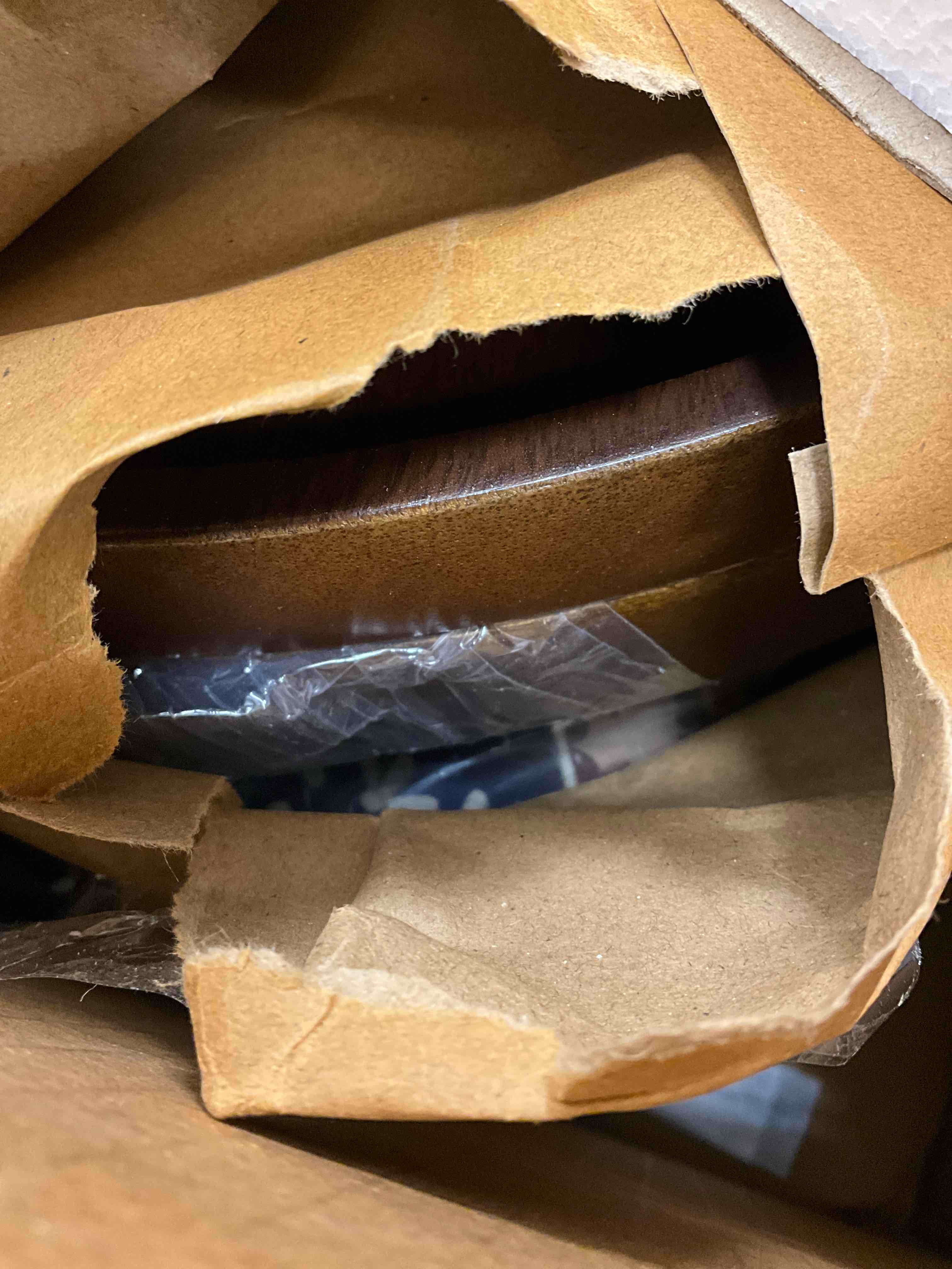 https://s3.amazonaws.com/lotting-images-prod/bidfta/YEL3915184_1706370758772.jpeg