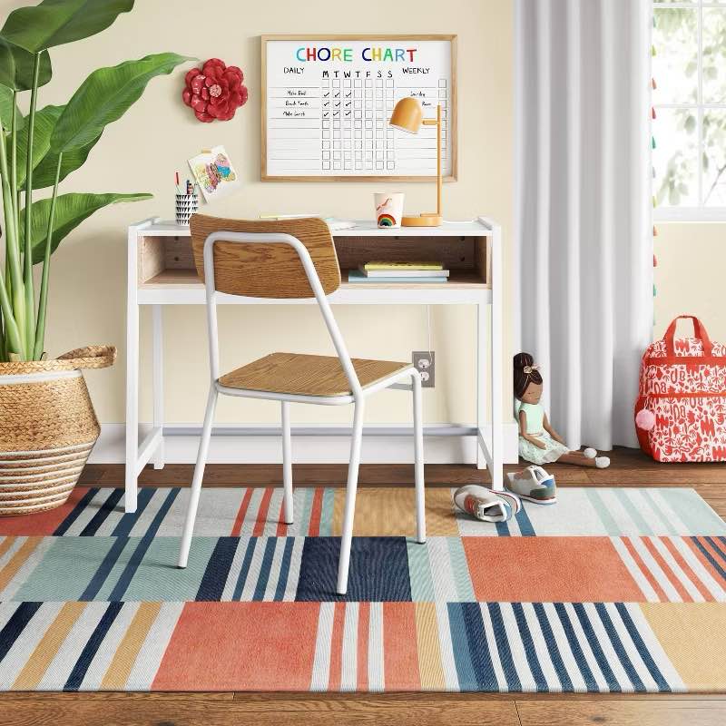 4'x5'6" Broken Striped Kids' Rug - Pillowfort