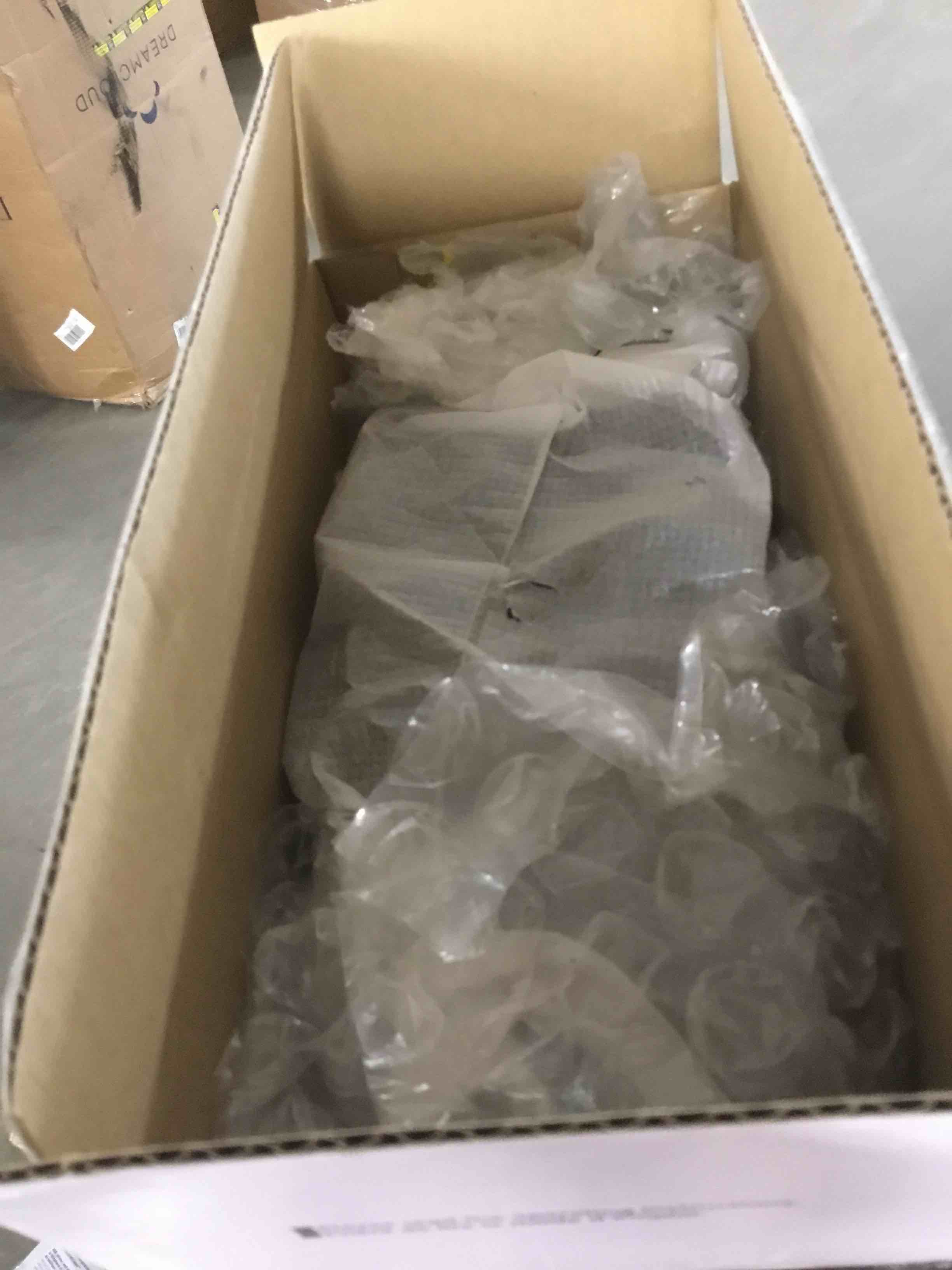 https://s3.amazonaws.com/lotting-images-prod/bidfta/YEL3936311_1686676541279.jpeg